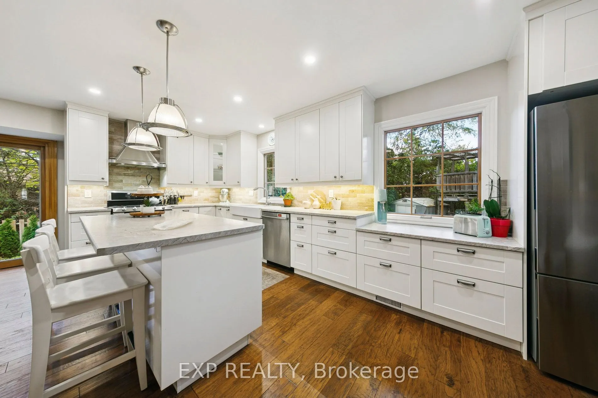 2565 Claymore Crescent