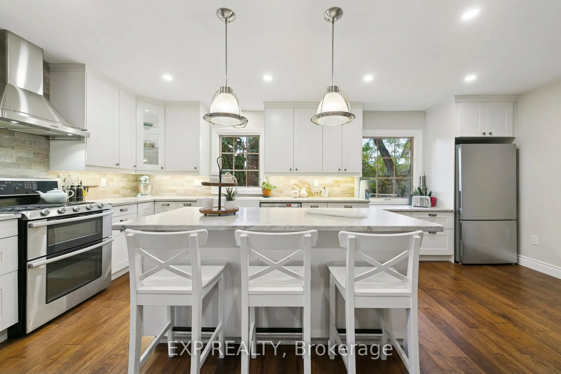 2565 Claymore Crescent