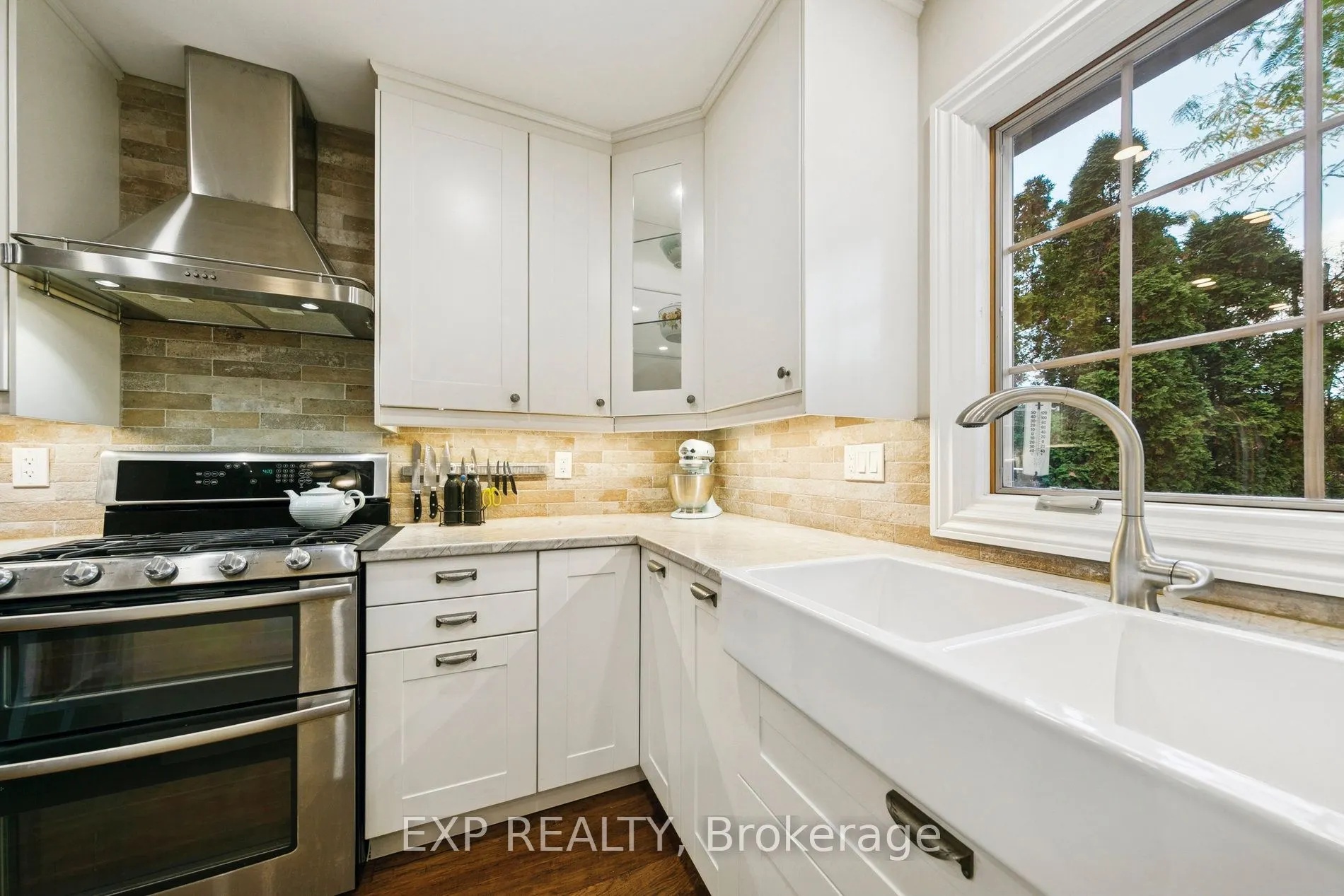 2565 Claymore Crescent