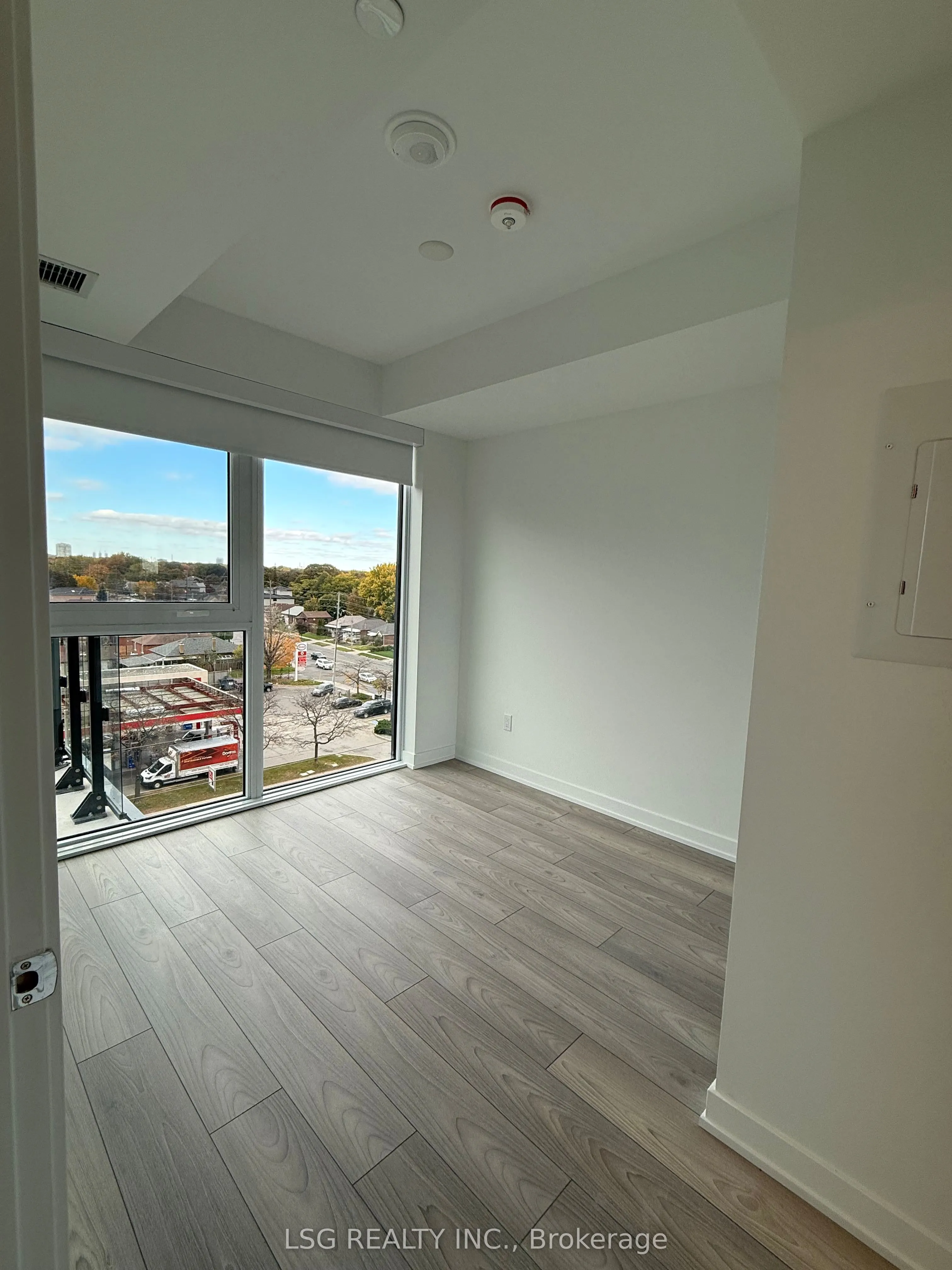 1007 The Queensway, #504