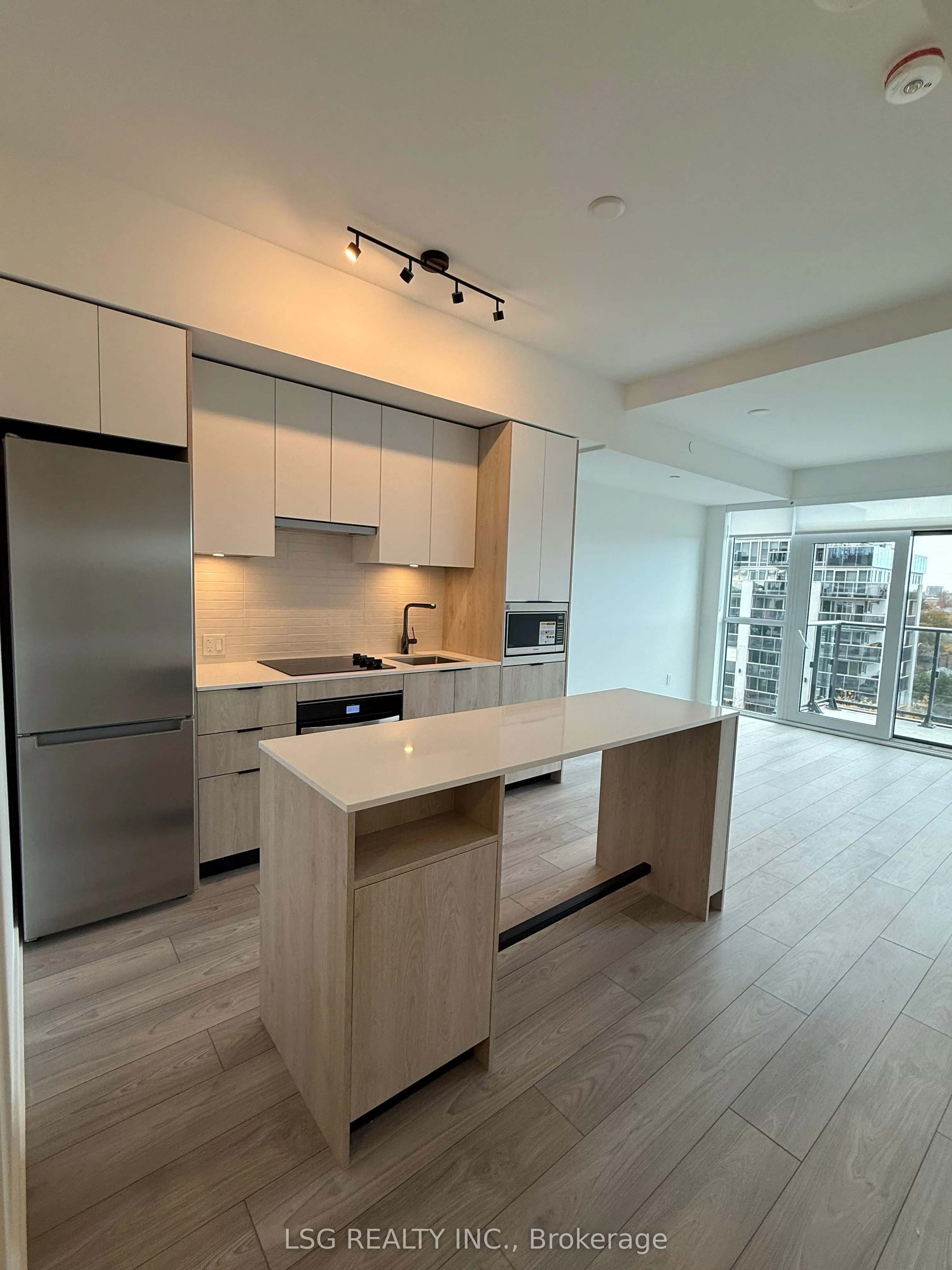 1007 The Queensway, #504