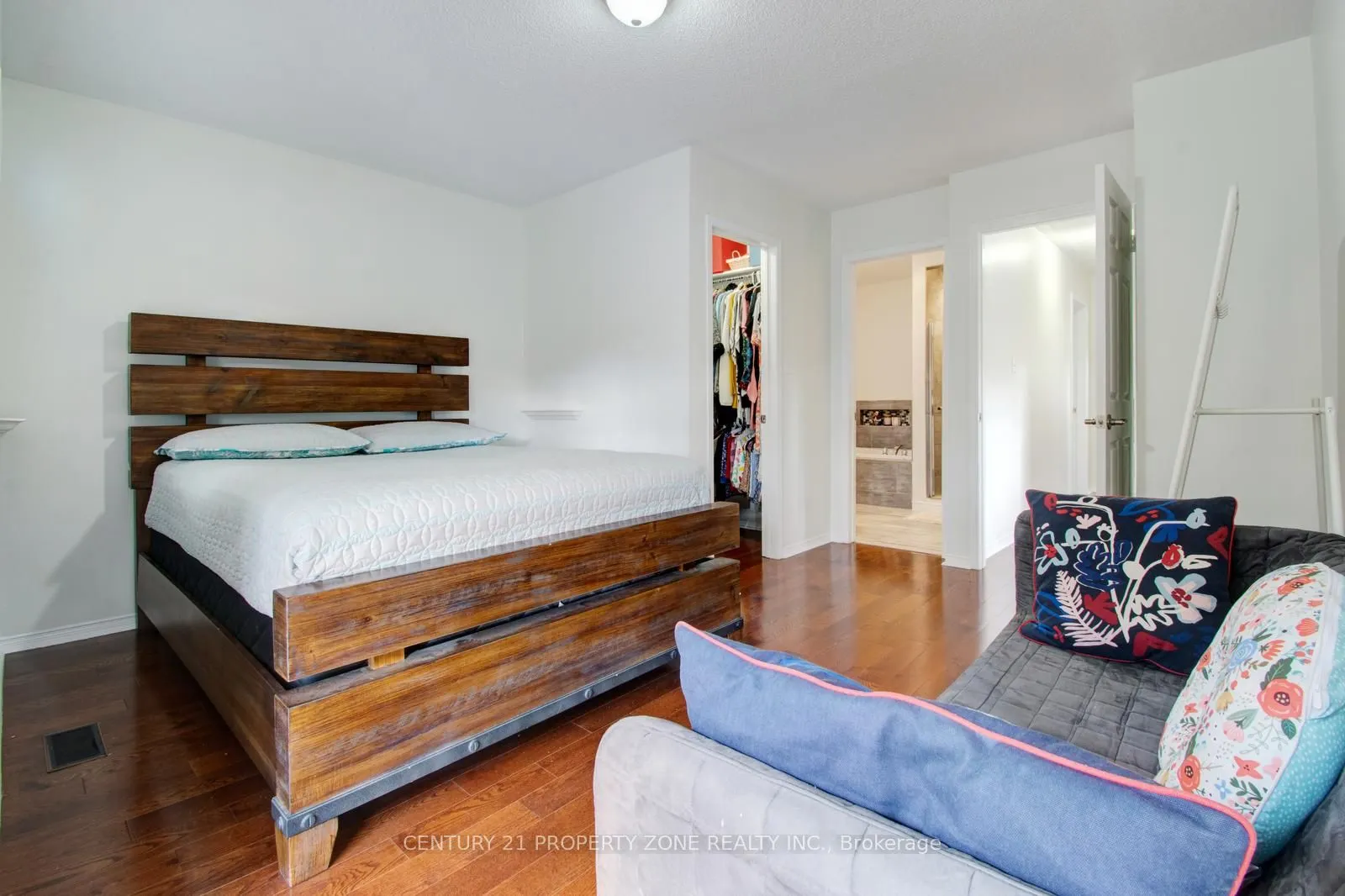 1575 South Parade Court, #51