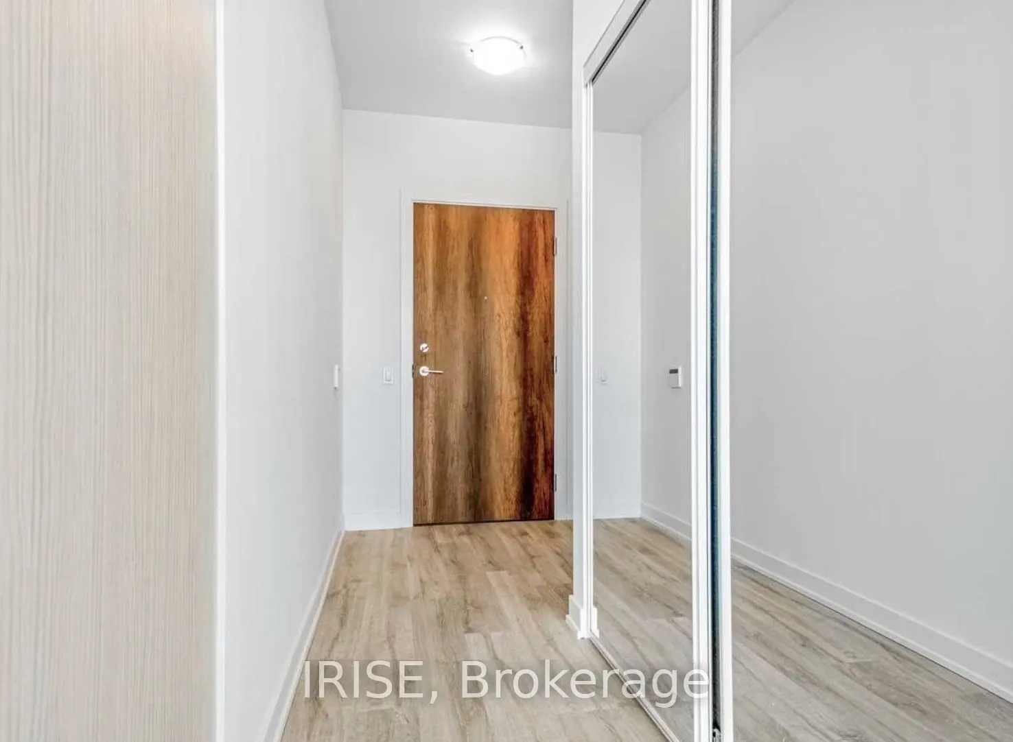 251 Manitoba Street, #624