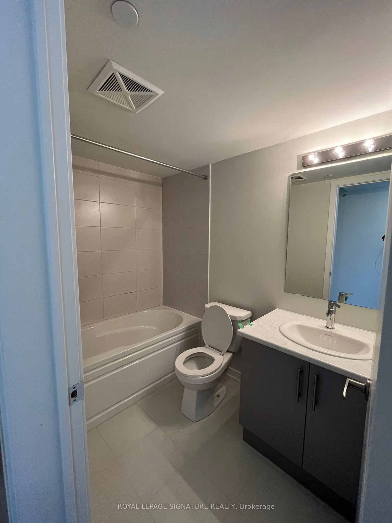 3409 Ridgeway Drive, #3