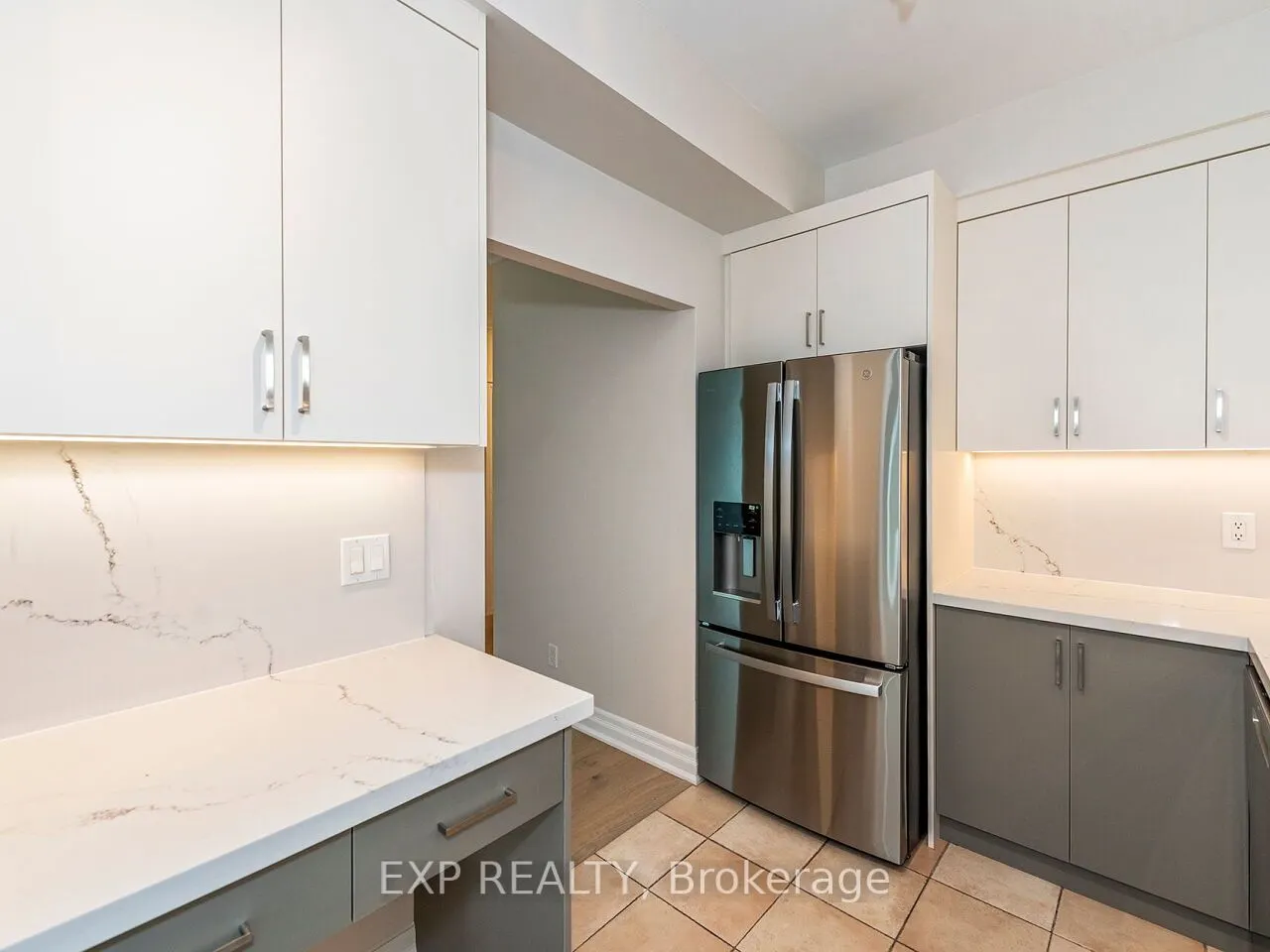 65 Port Street E, #406