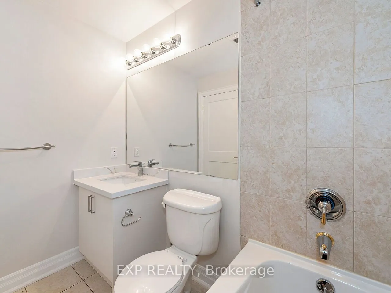 65 Port Street E, #406