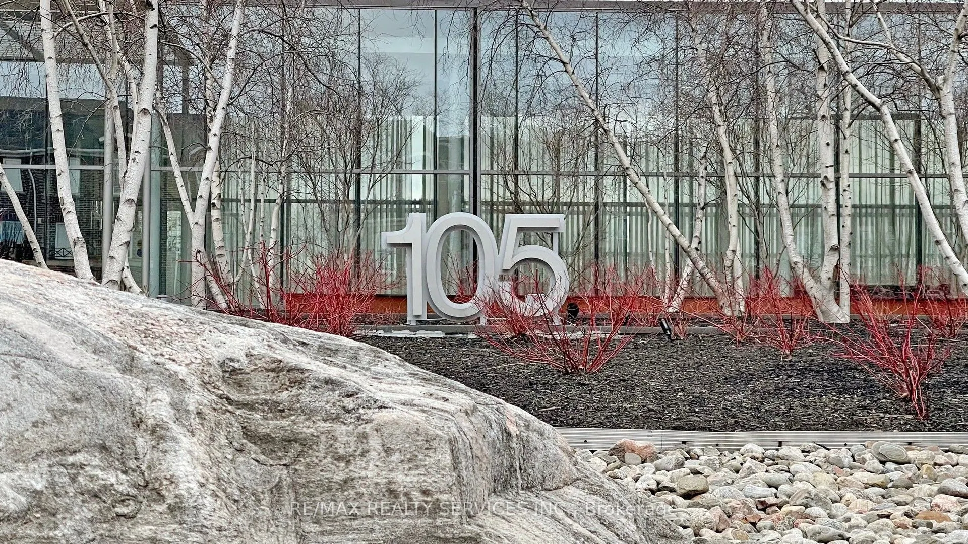 105 The Queensway Avenue, #511