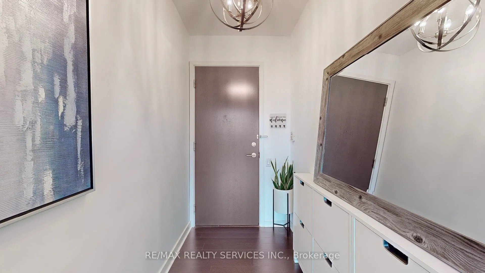 105 The Queensway Avenue, #511