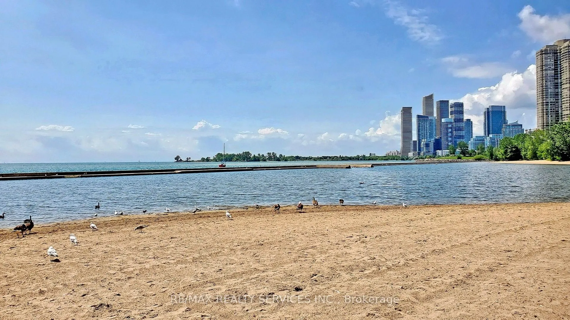 105 The Queensway Avenue, #511