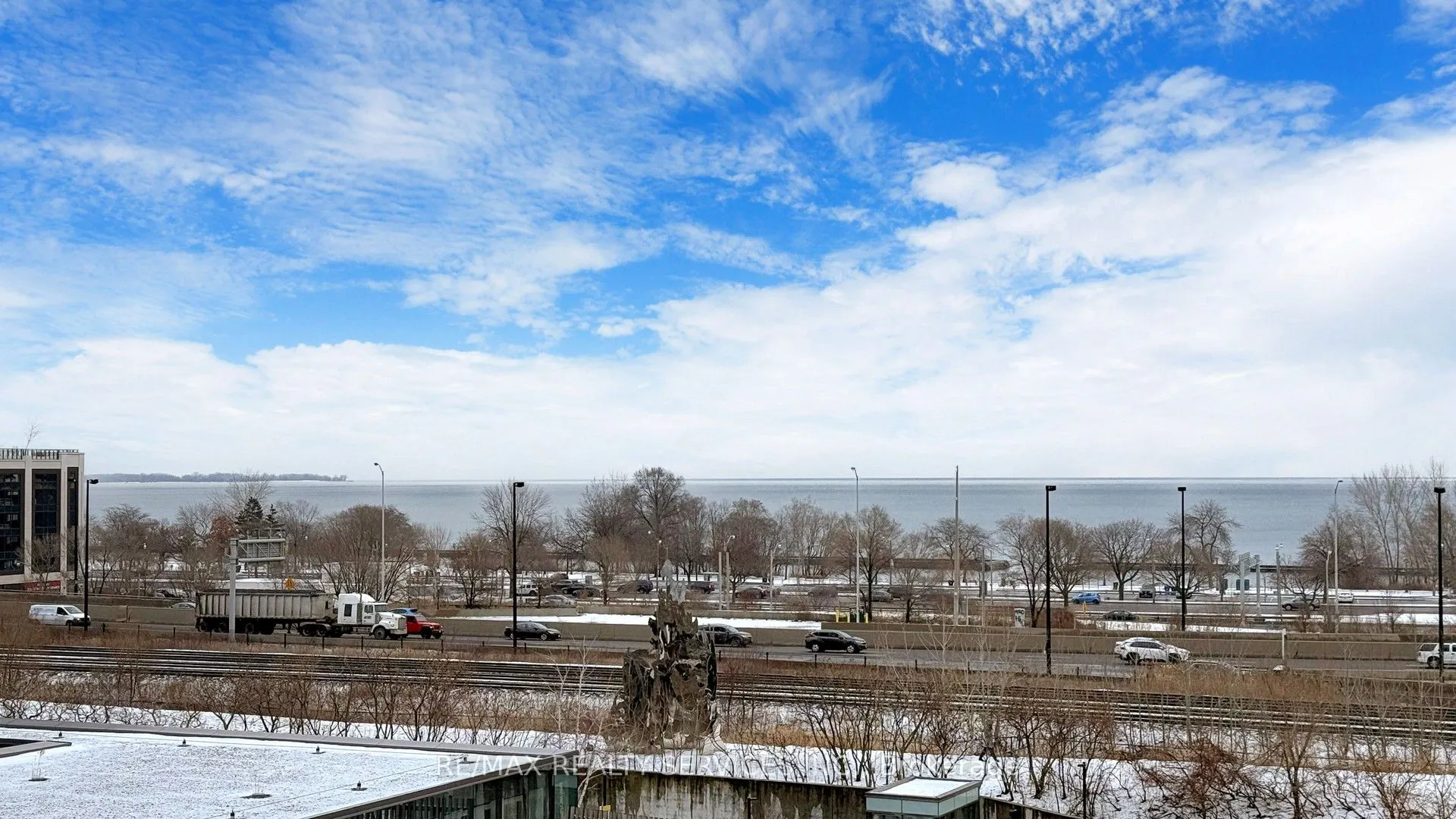 105 The Queensway Avenue, #511