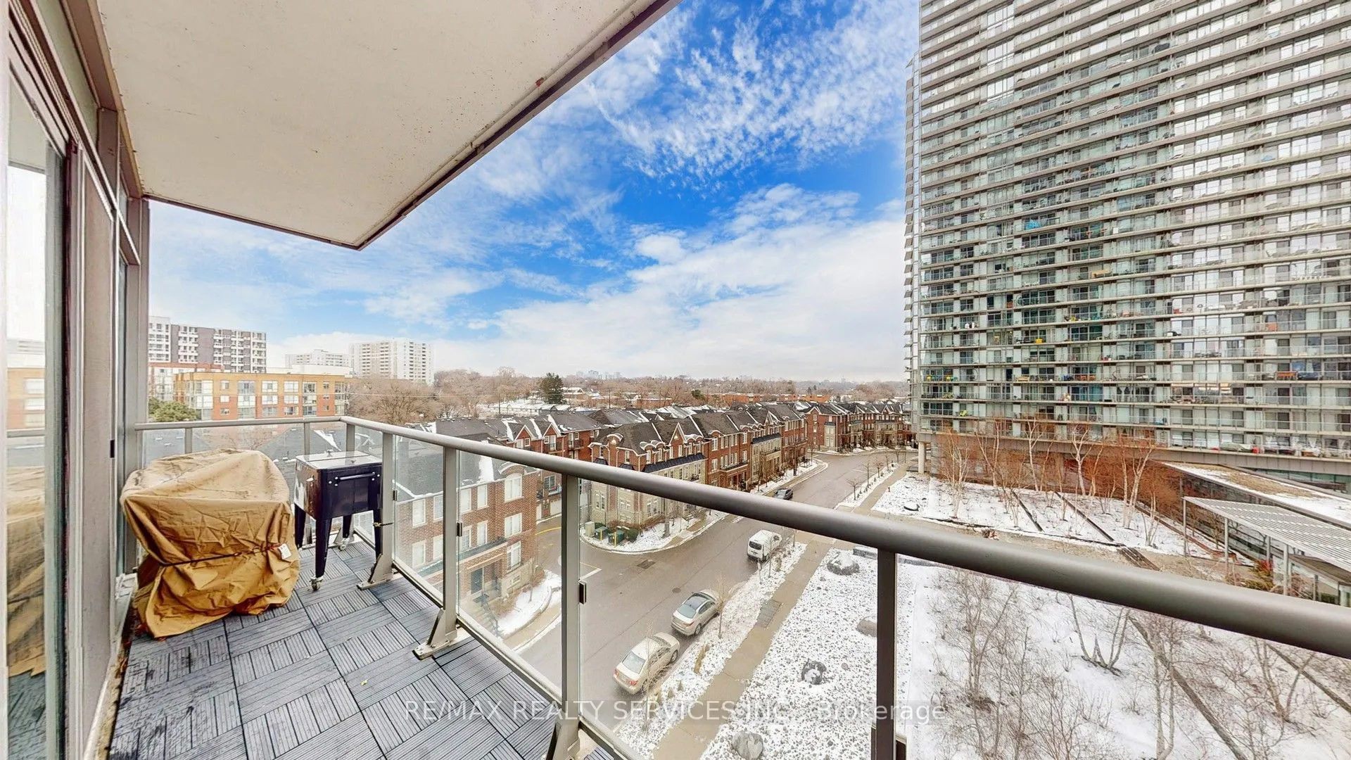 105 The Queensway Avenue, #511