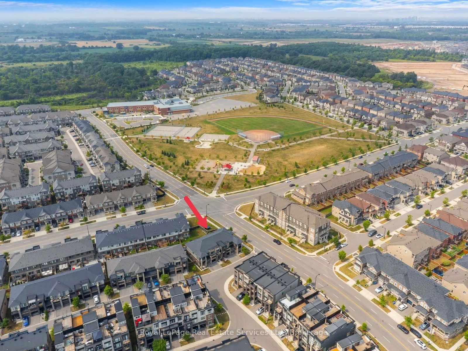 431 Athabasca Common