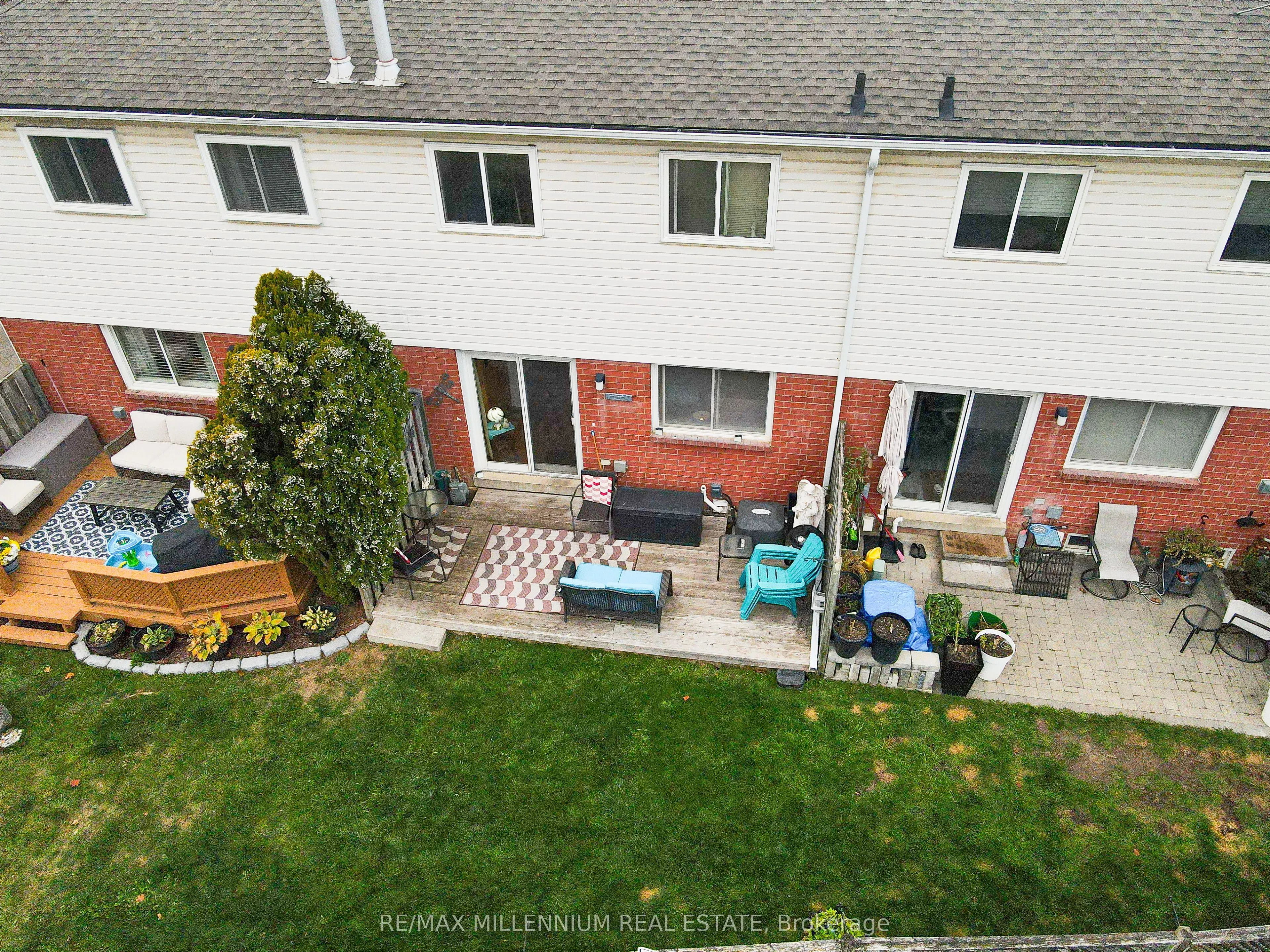 4 Stewart Maclaren Road, #16