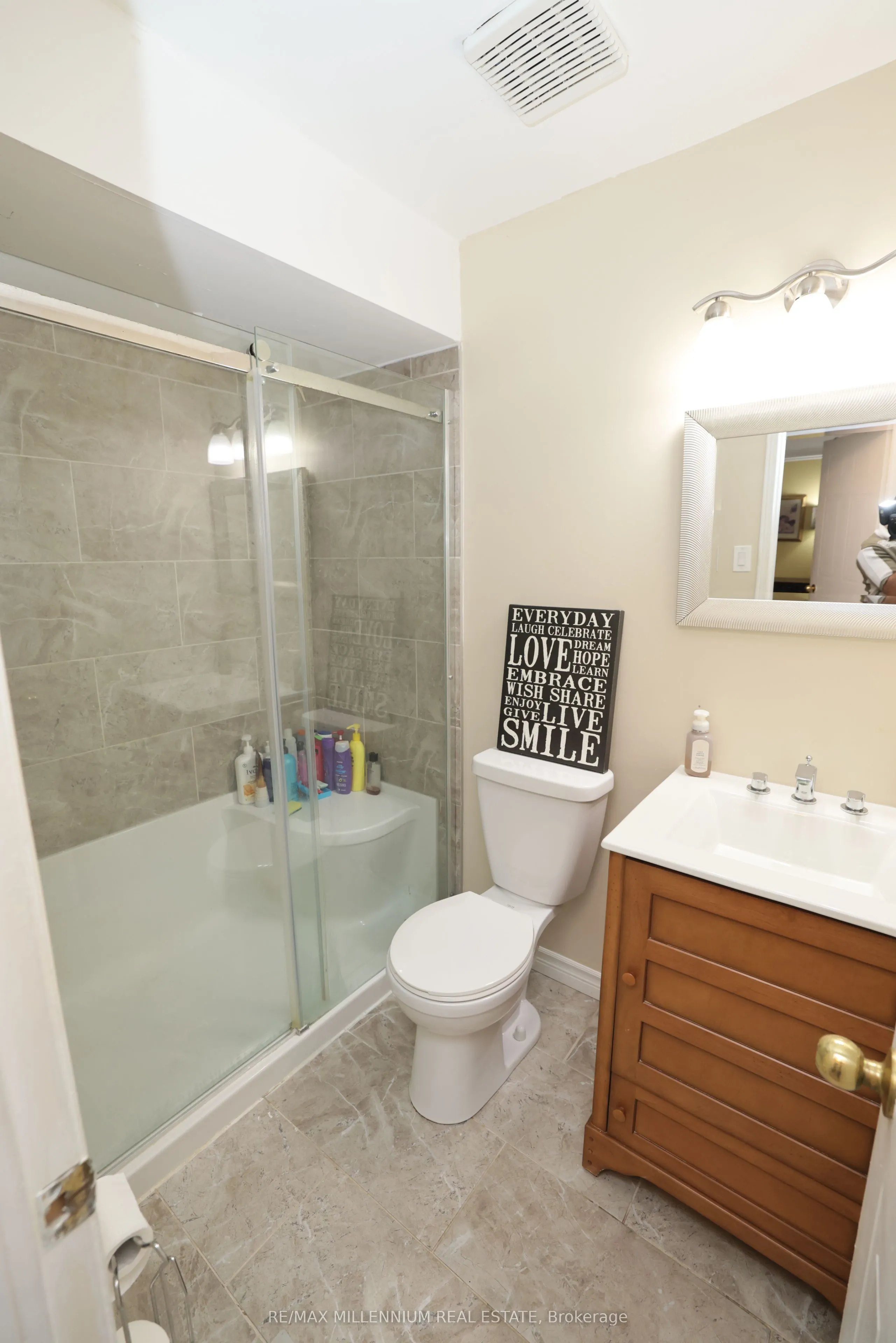 4 Stewart Maclaren Road, #16