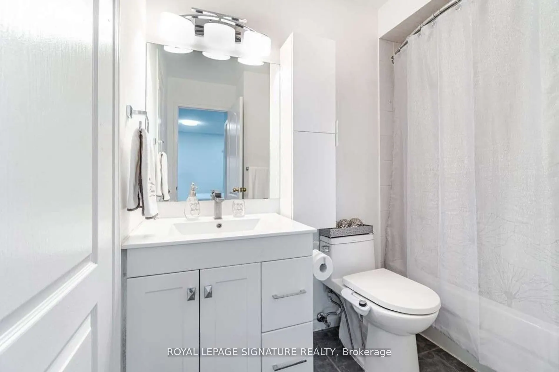 1591 South Parade Court, #45