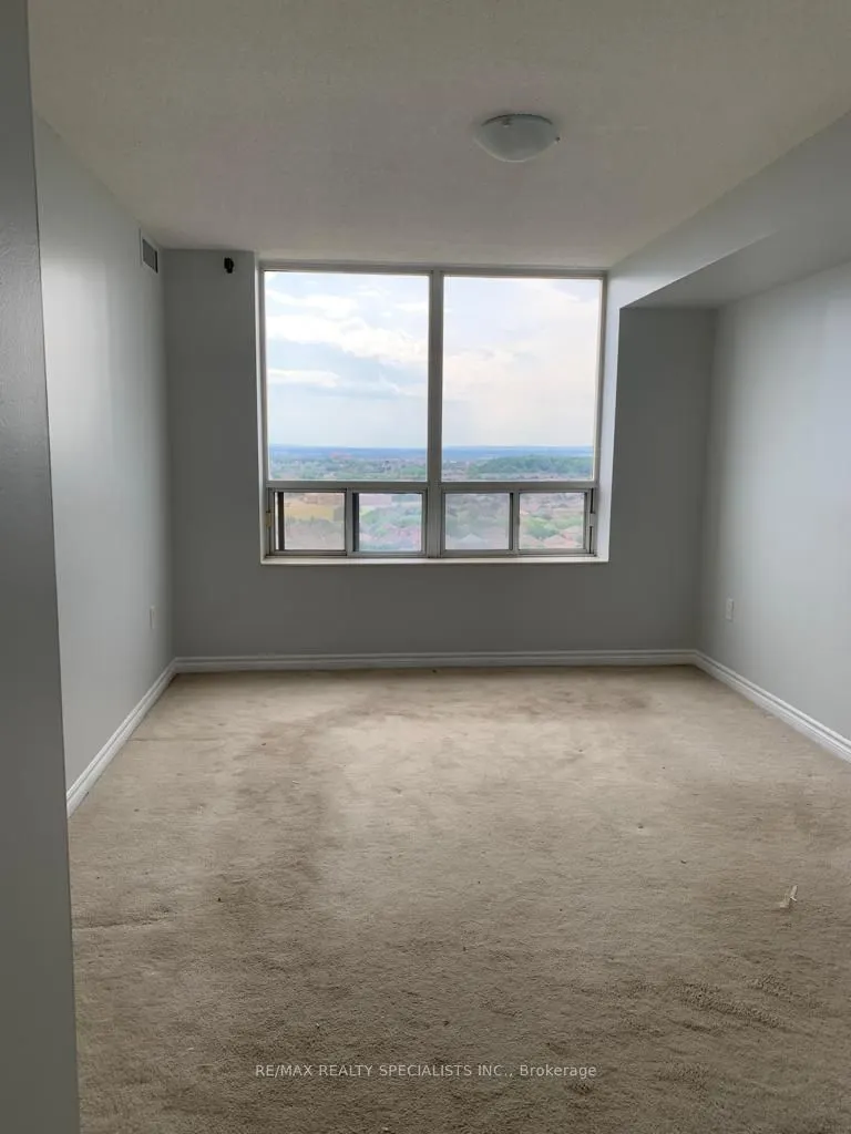 55 Strathaven Drive, #1805