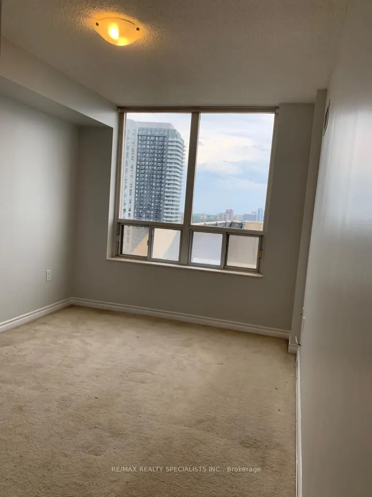 55 Strathaven Drive, #1805