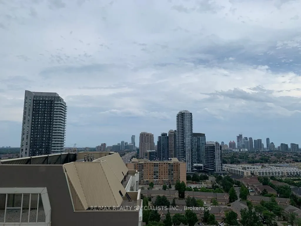 55 Strathaven Drive, #1805