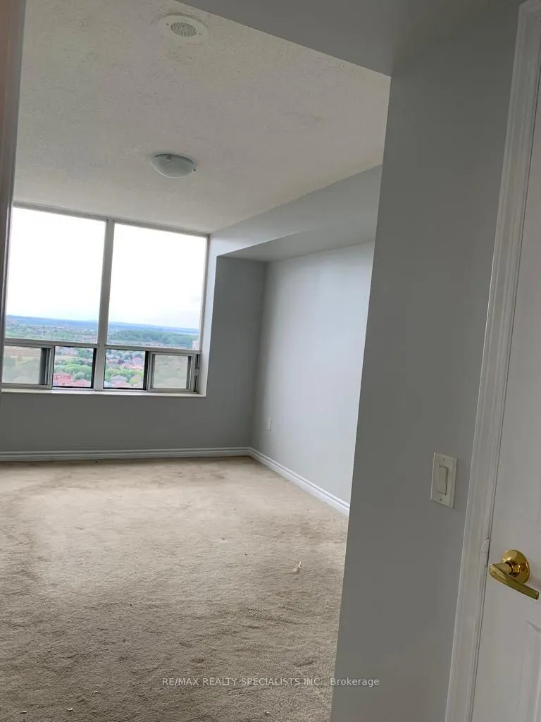 55 Strathaven Drive, #1805