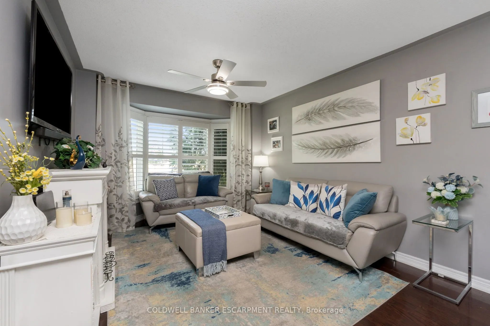 256 Landsborough Avenue S