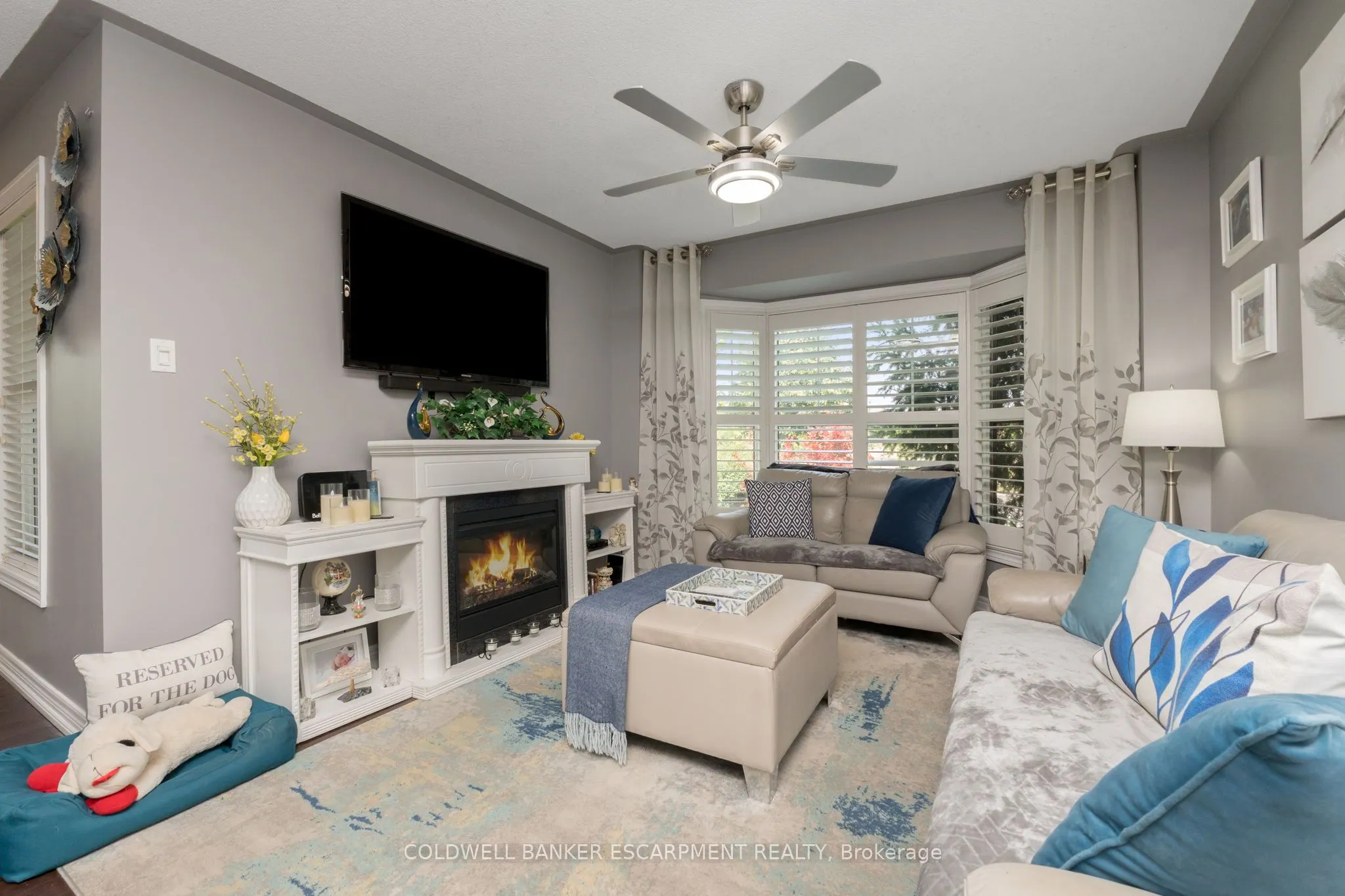 256 Landsborough Avenue S