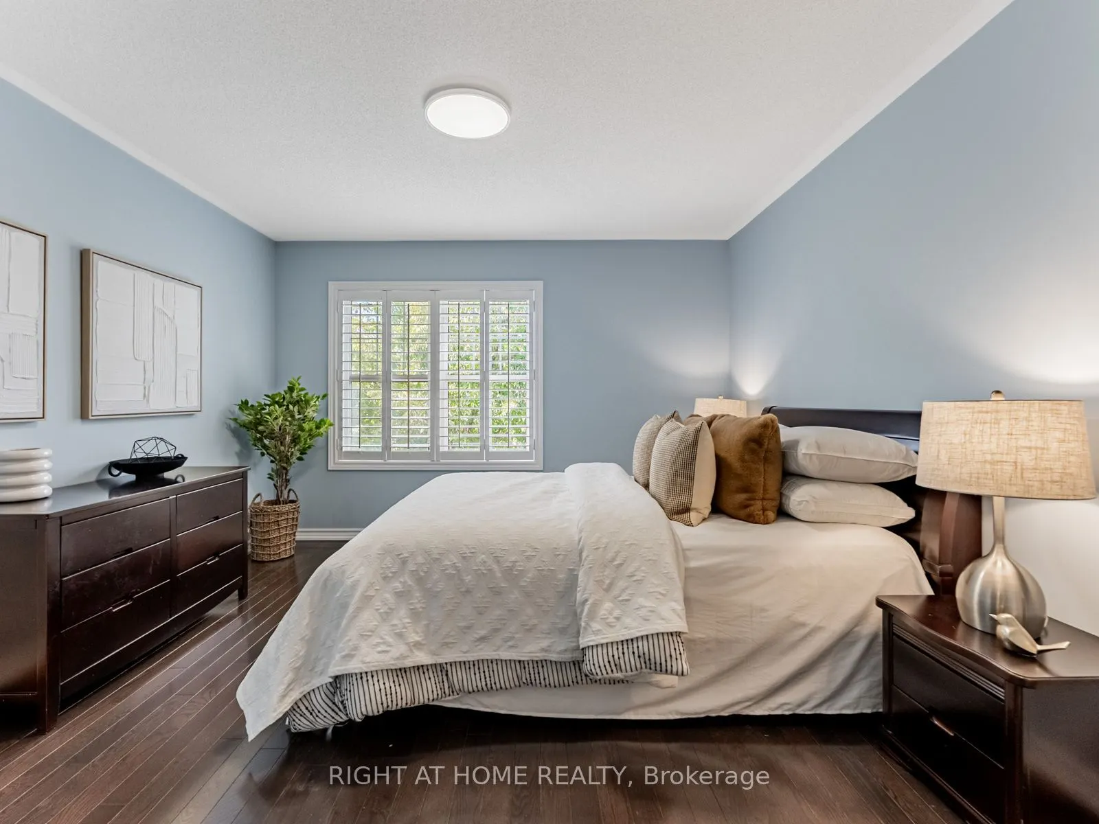 7 Mediterranean Crescent