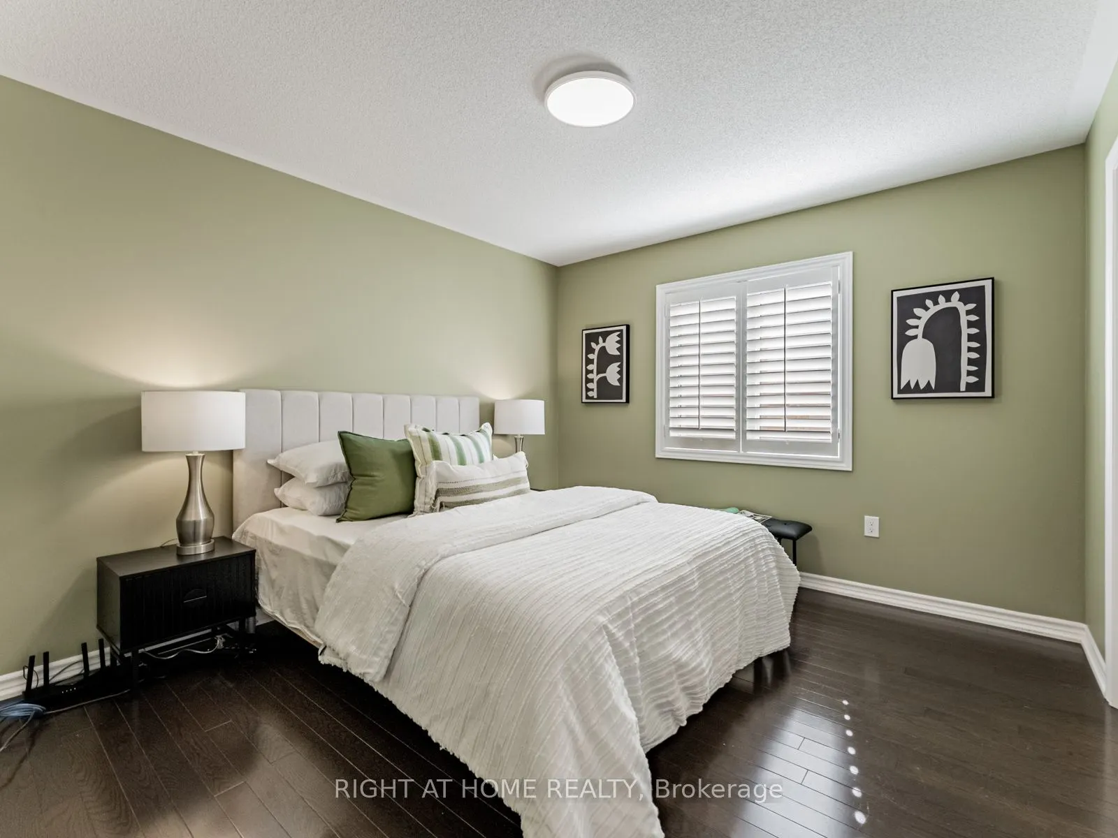 7 Mediterranean Crescent