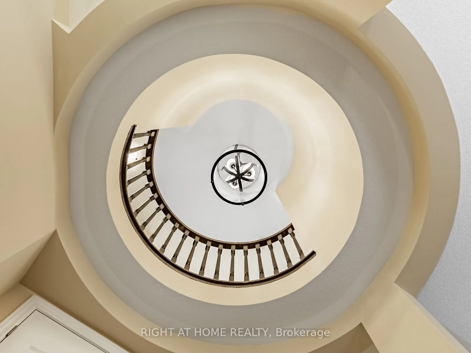 7 Mediterranean Crescent