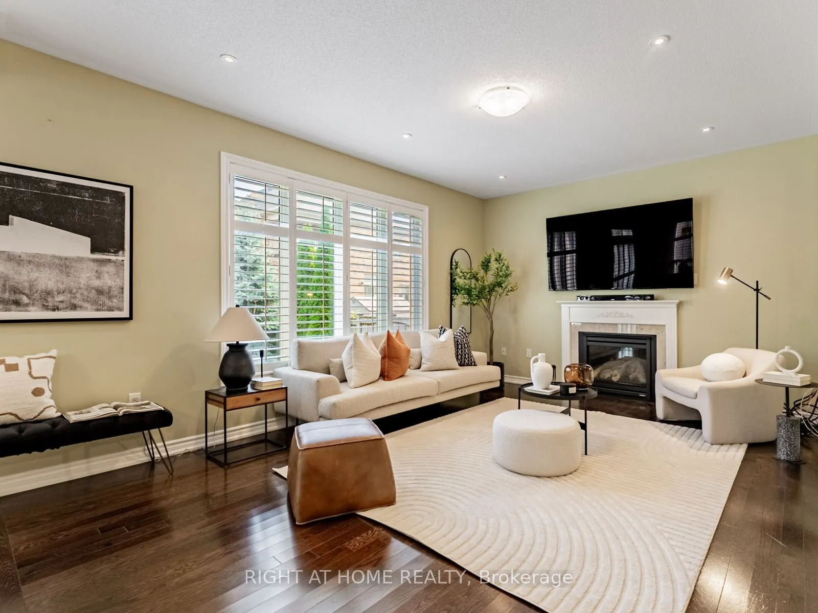 7 Mediterranean Crescent