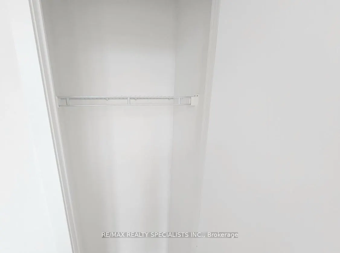 3900 Confederation Parkway, #211