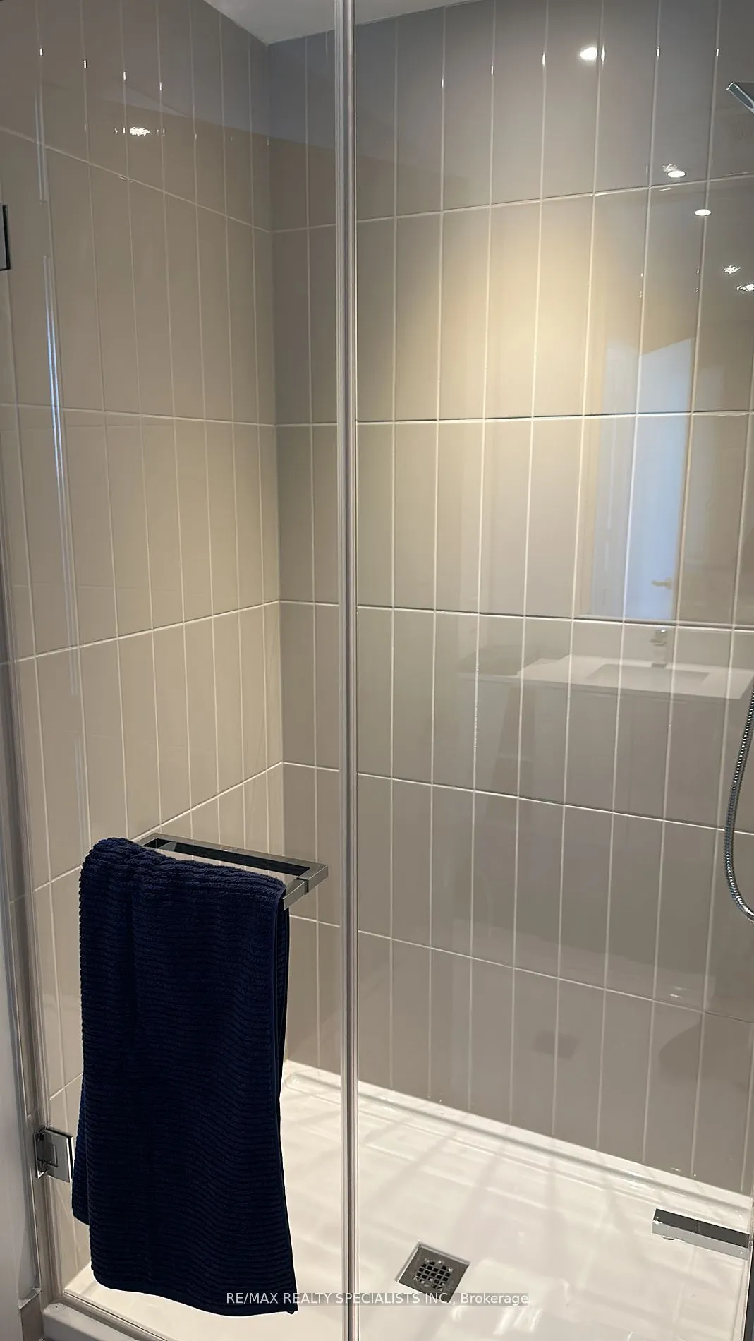 3900 Confederation Parkway, #211