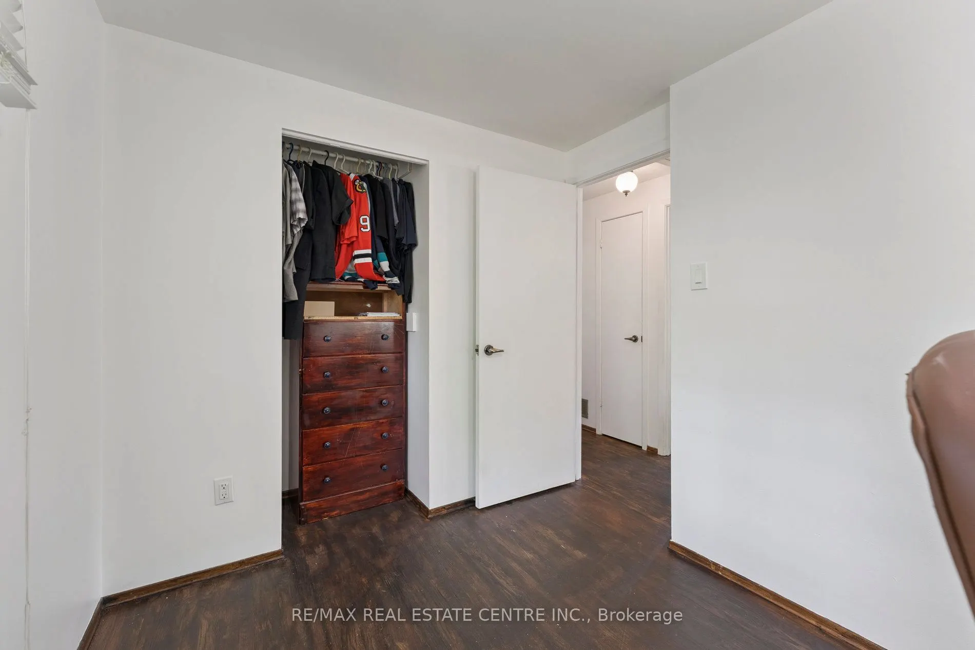 102 Rutherford Road N