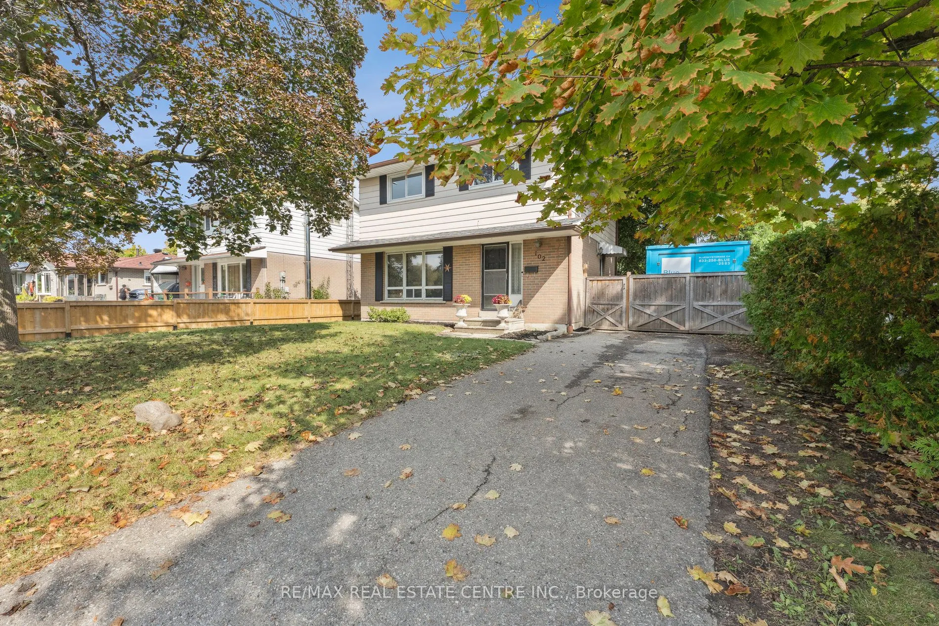 102 Rutherford Road N