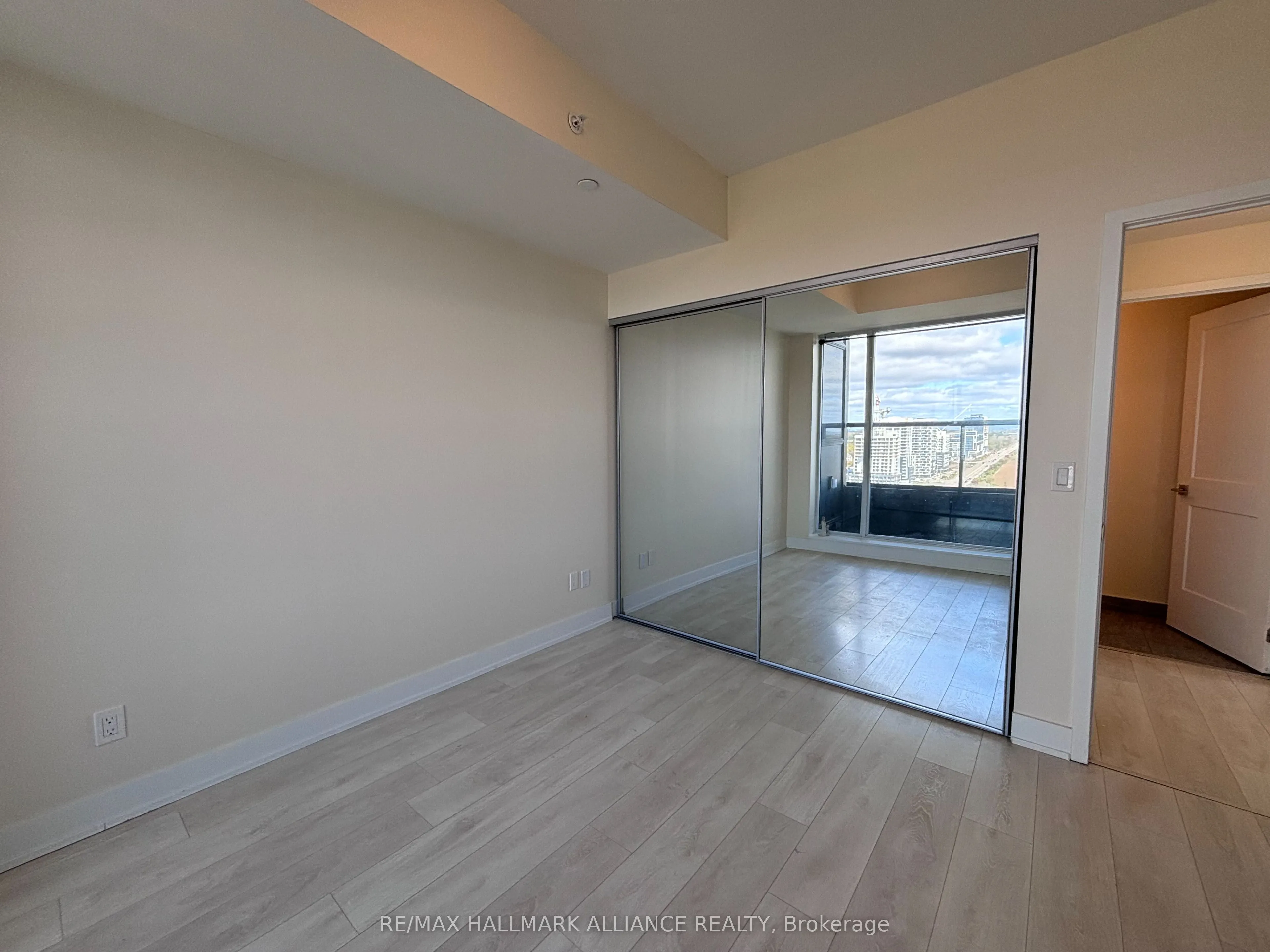 297 Oak Walk Drive, #1804