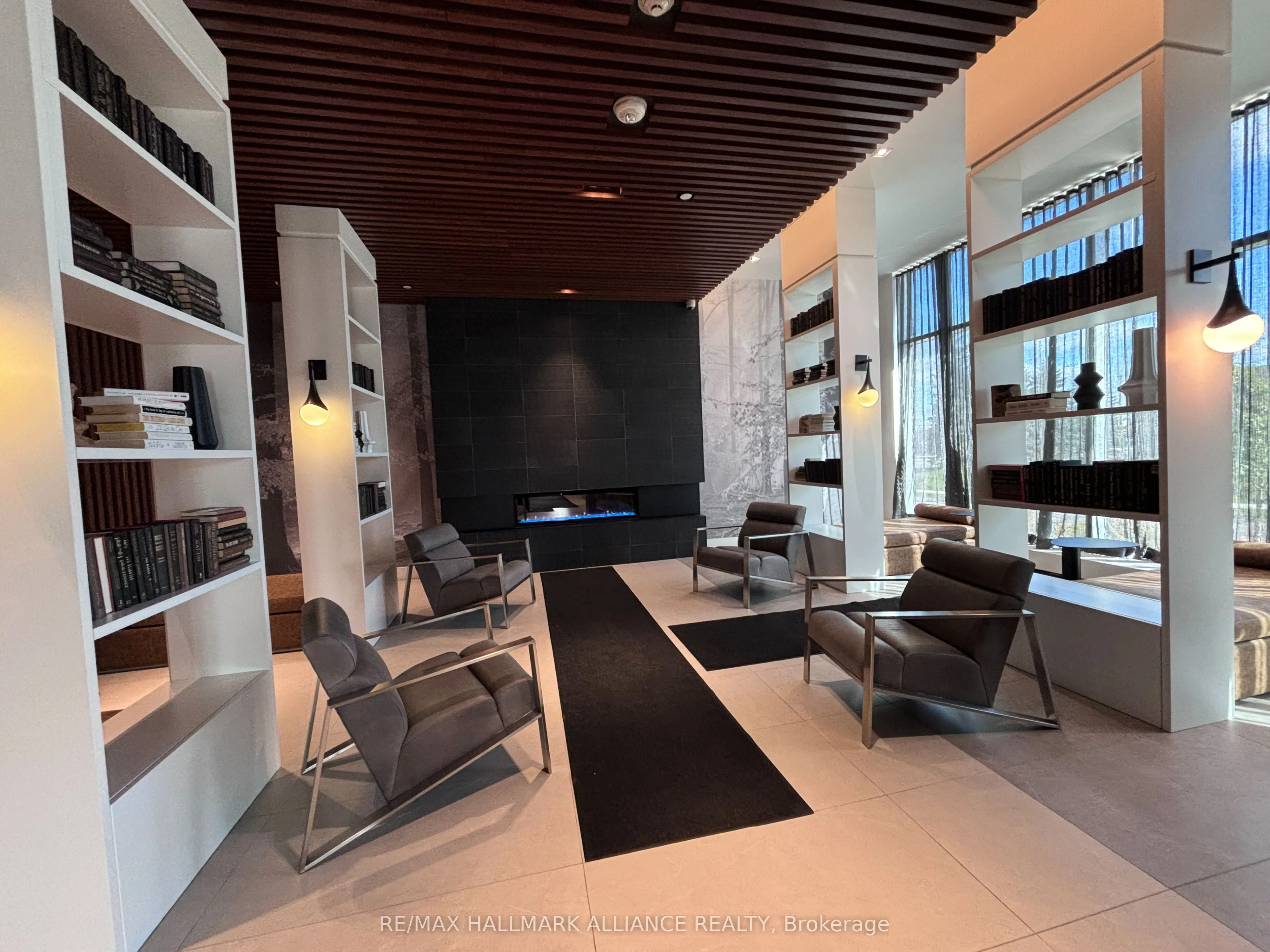 297 Oak Walk Drive, #1804