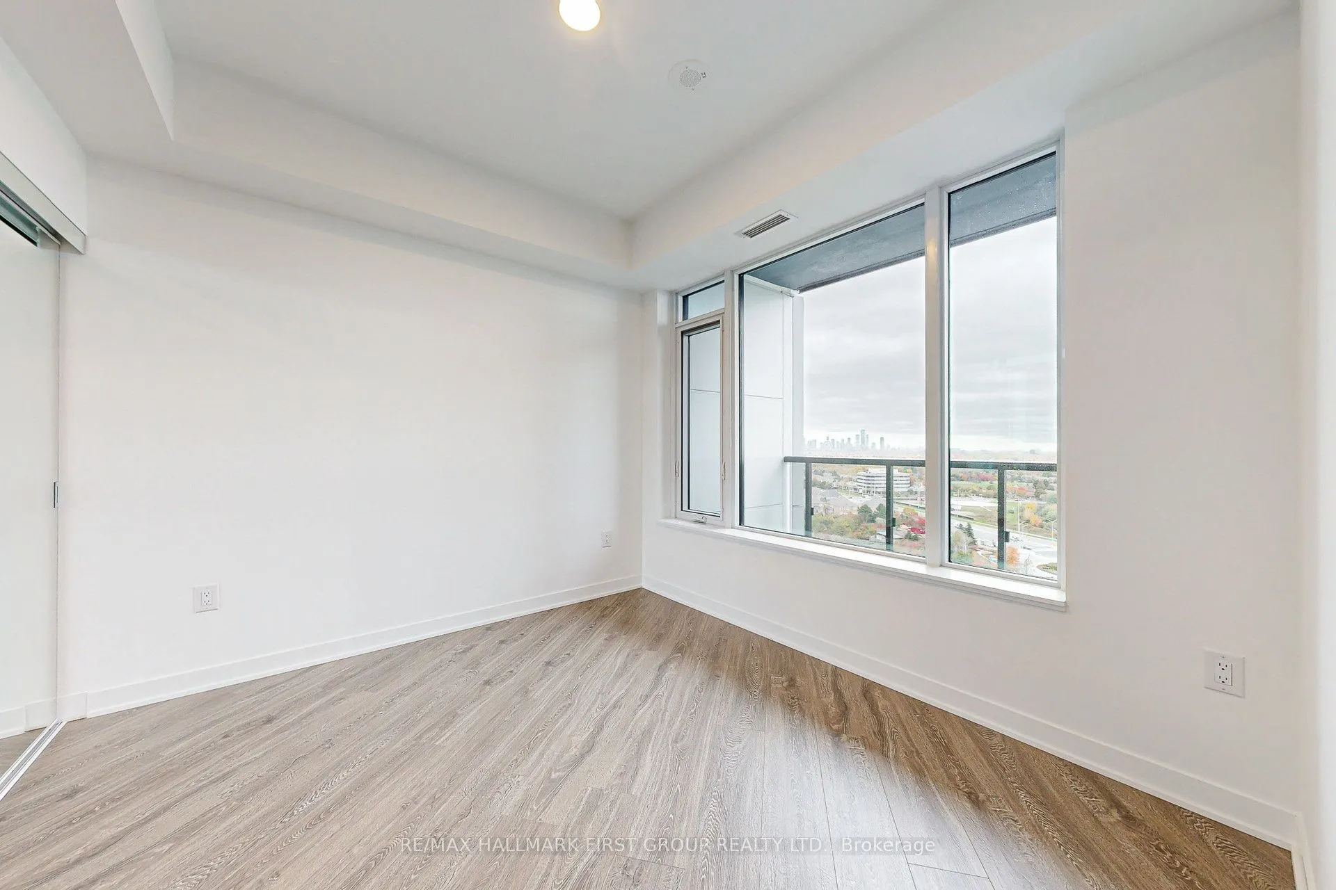 2495 Eglinton Avenue W, #1201