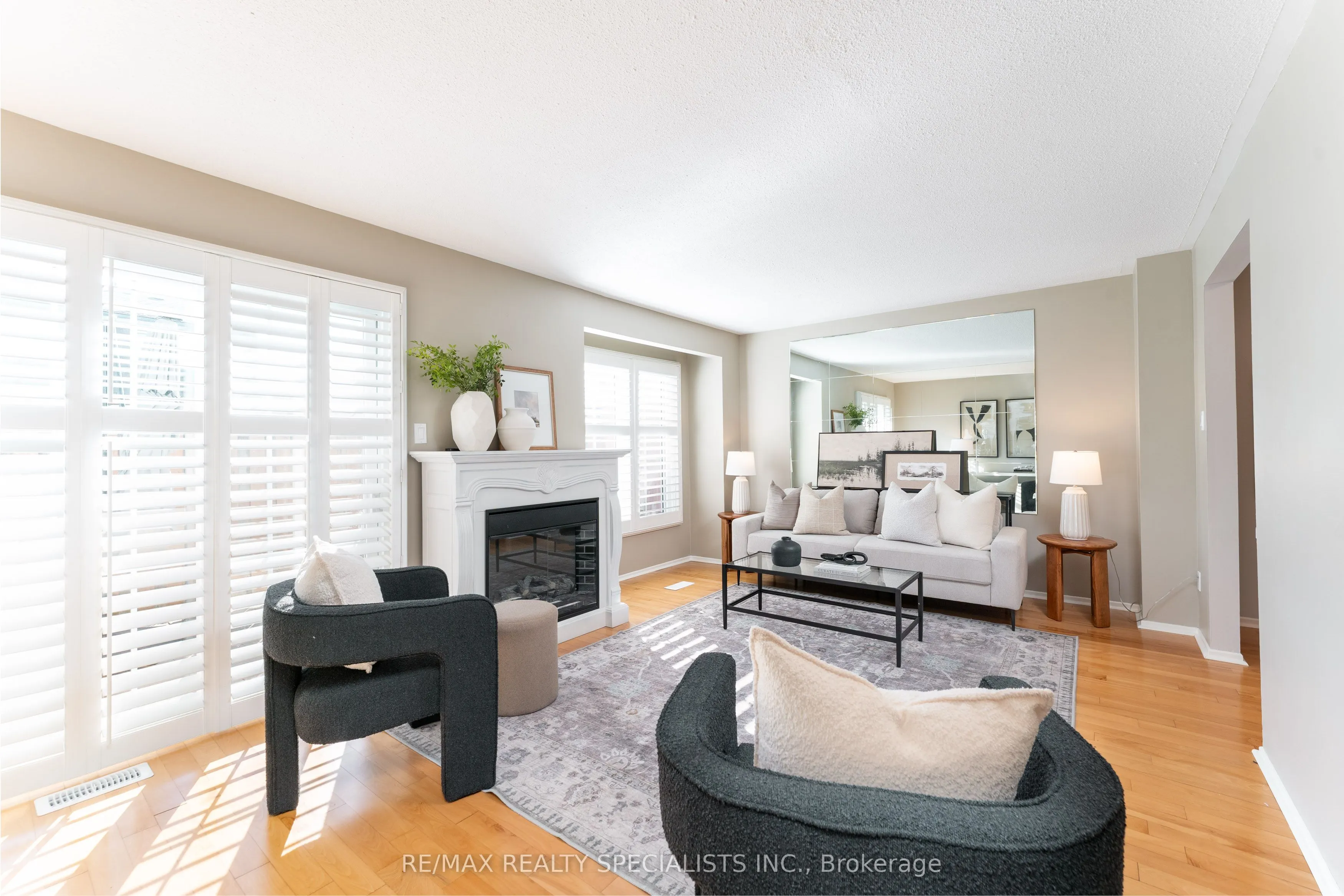 2252 Upper Middle Road, #6