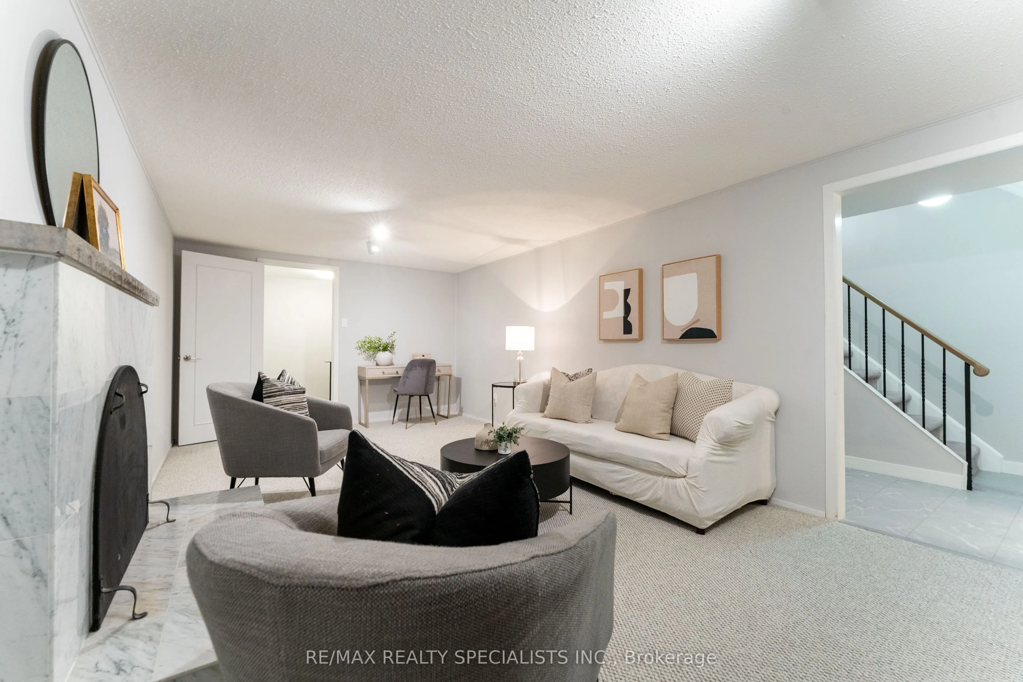 2252 Upper Middle Road, #6