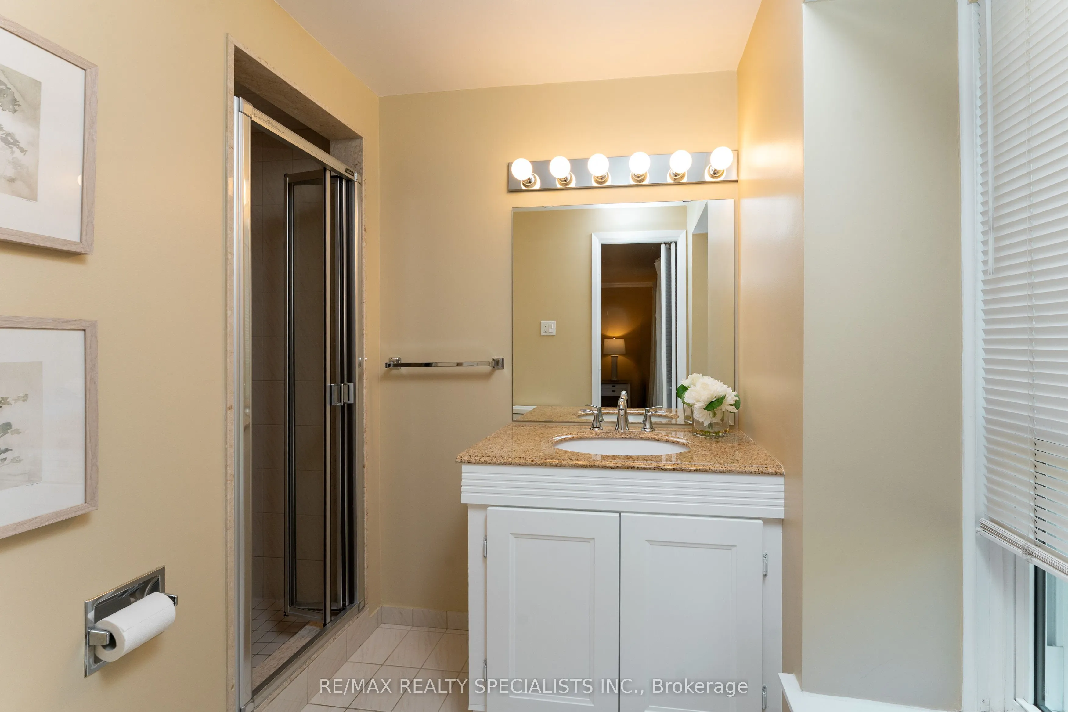 2252 Upper Middle Road, #6