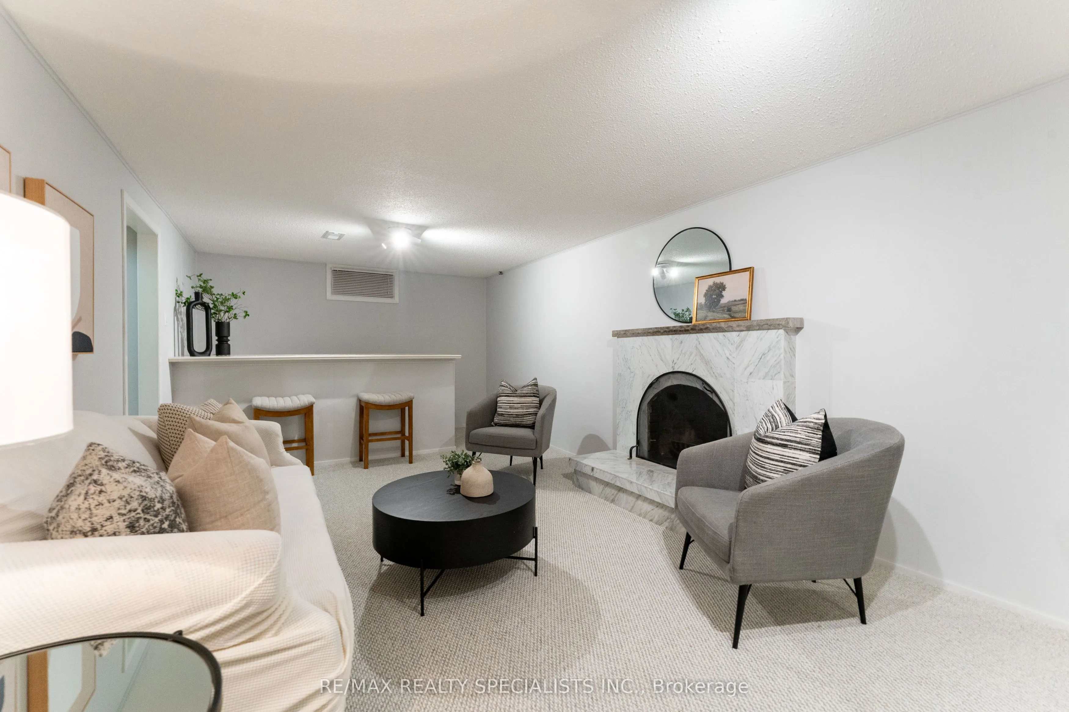 2252 Upper Middle Road, #6