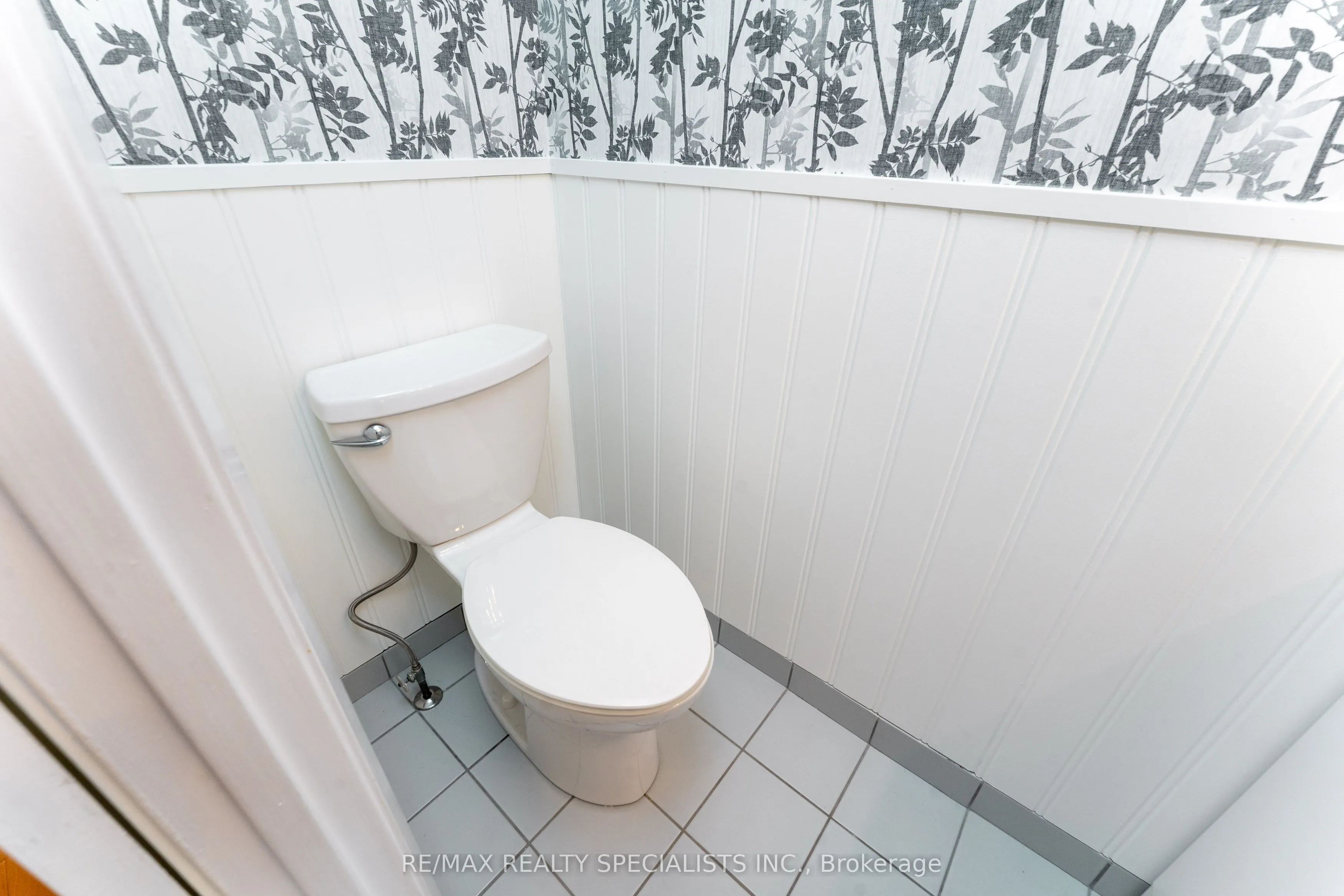 2252 Upper Middle Road, #6