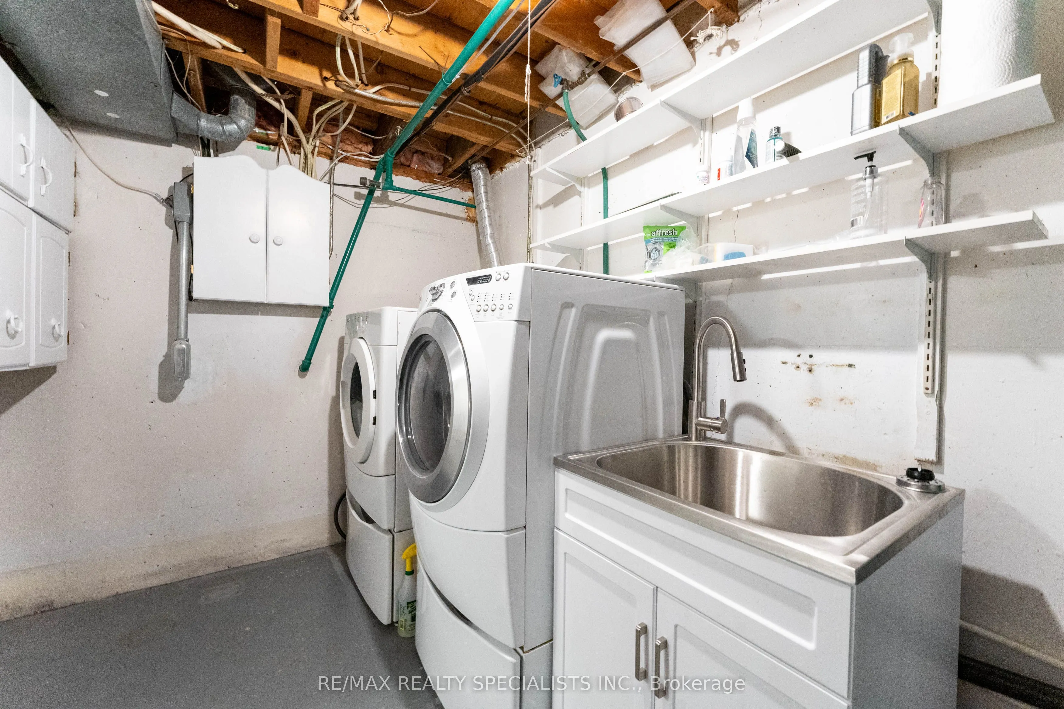 2252 Upper Middle Road, #6