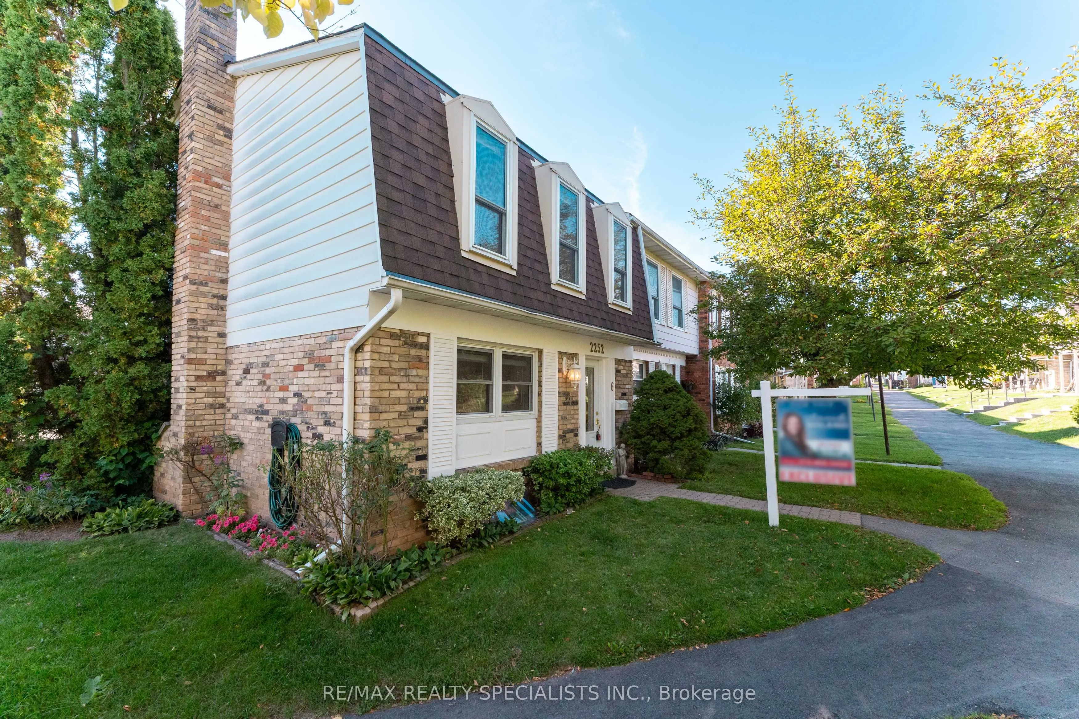 2252 Upper Middle Road, #6