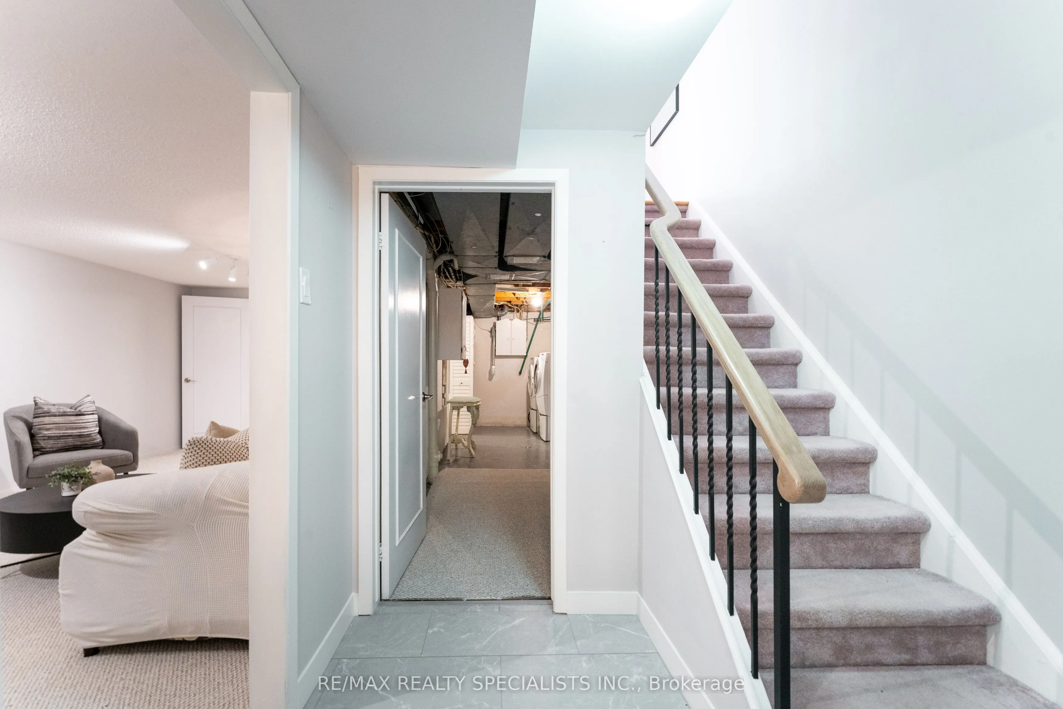 2252 Upper Middle Road, #6