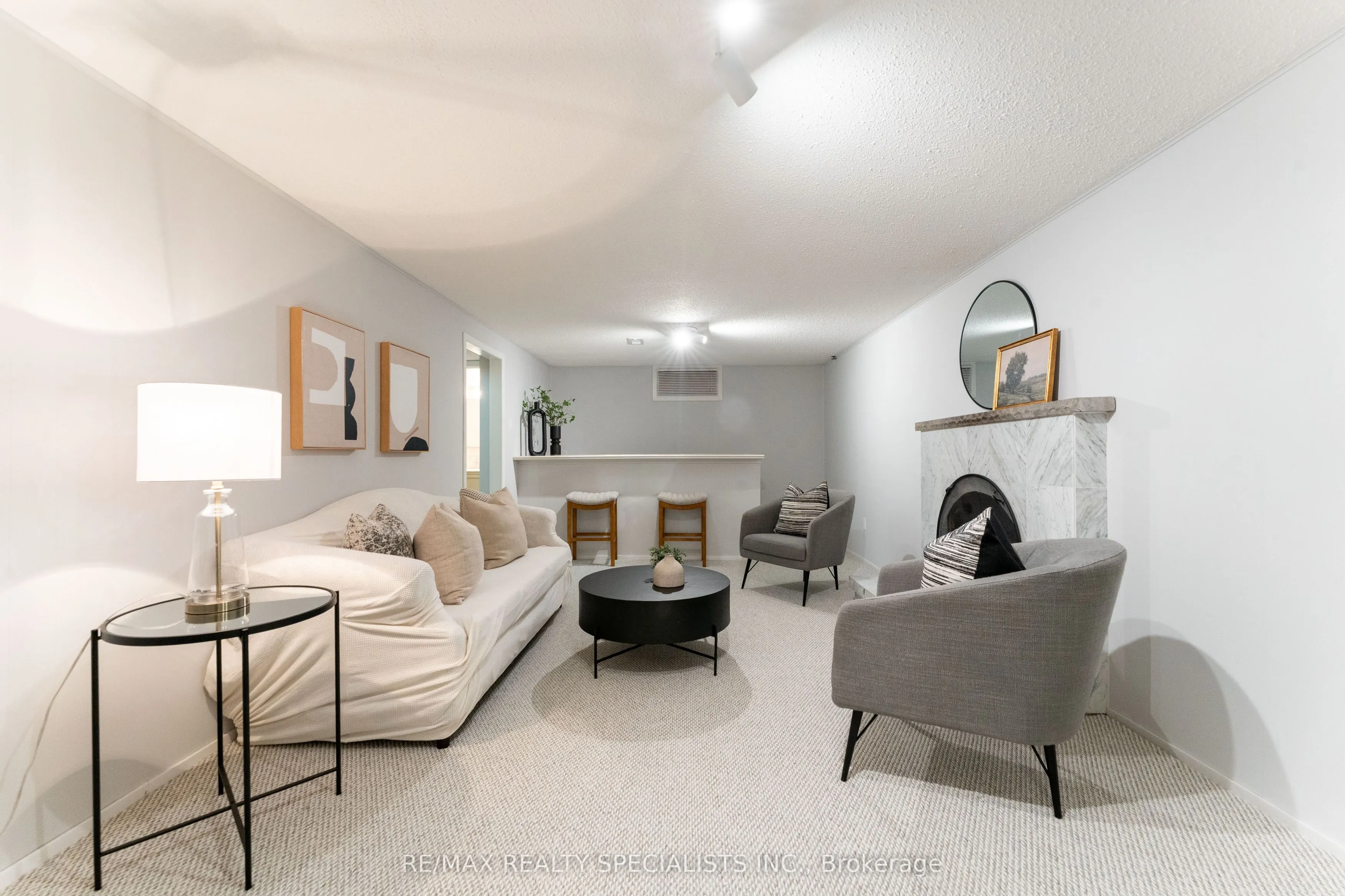 2252 Upper Middle Road, #6