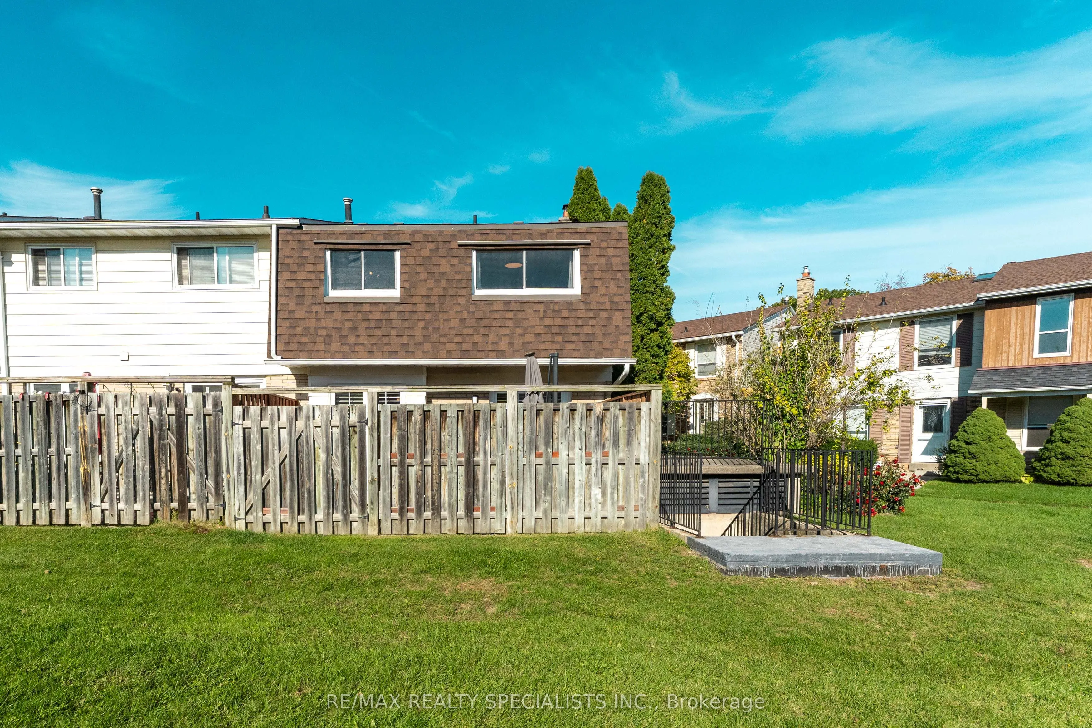 2252 Upper Middle Road, #6