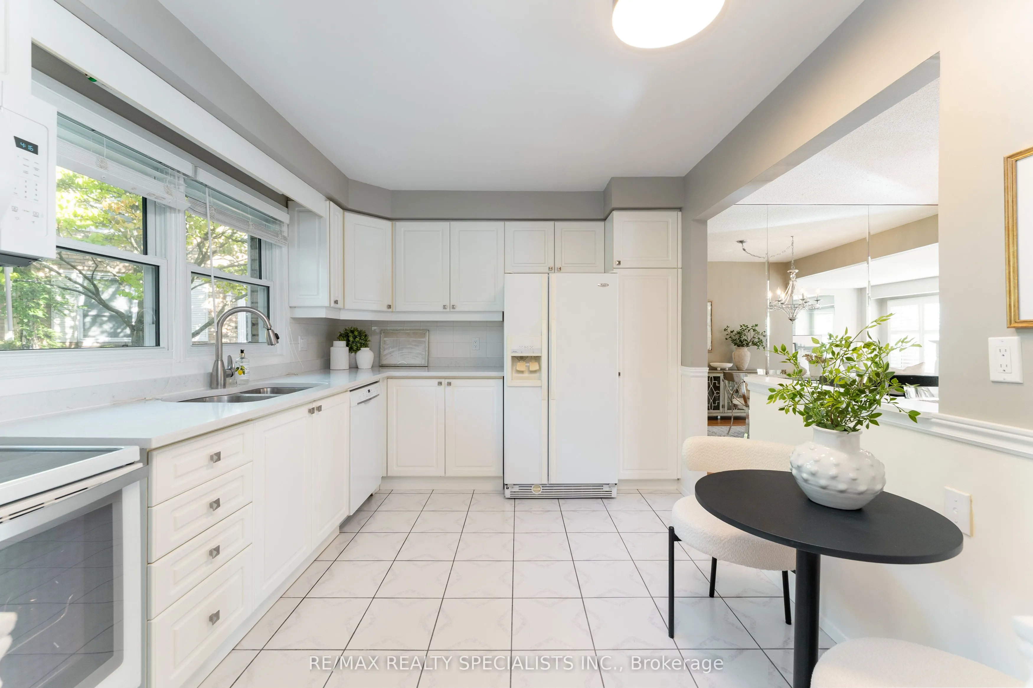 2252 Upper Middle Road, #6