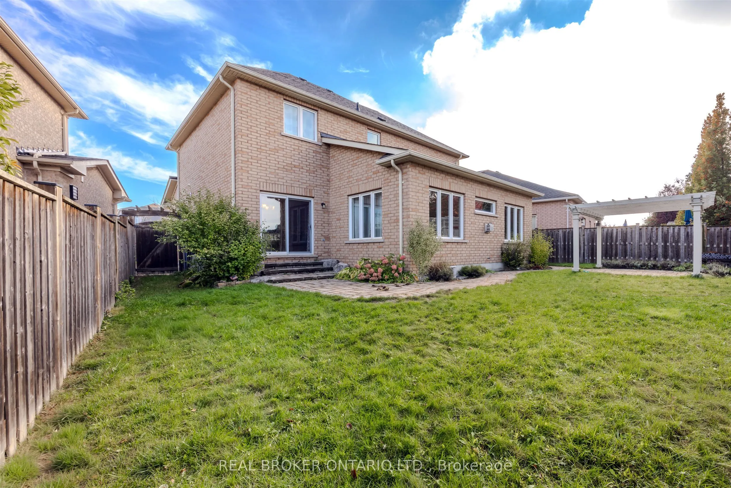 636 Serafini Crescent