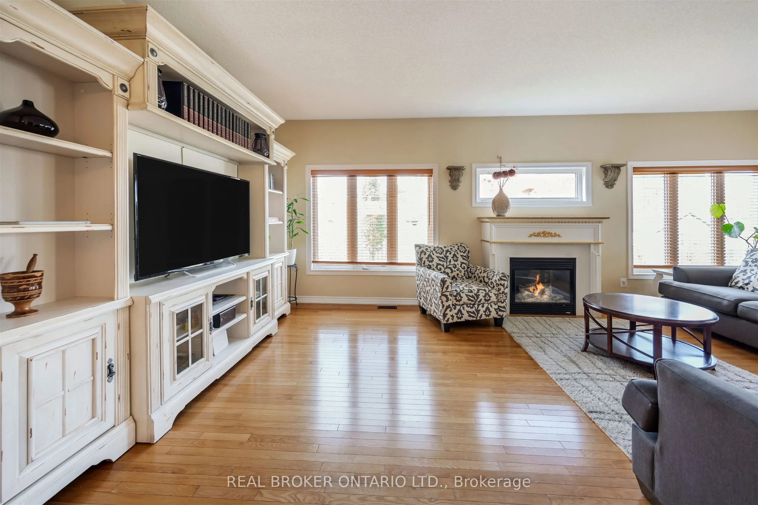 636 Serafini Crescent