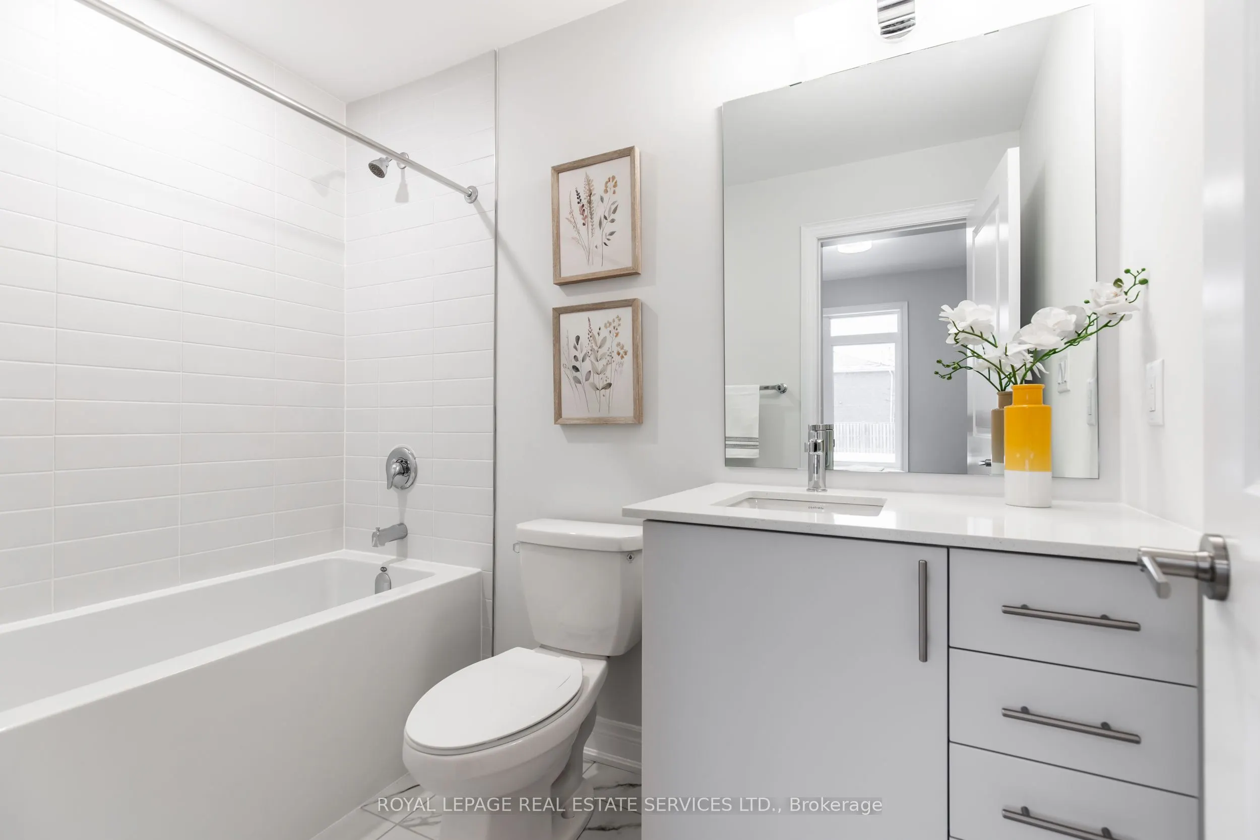 2733 Westoak Trails Boulevard